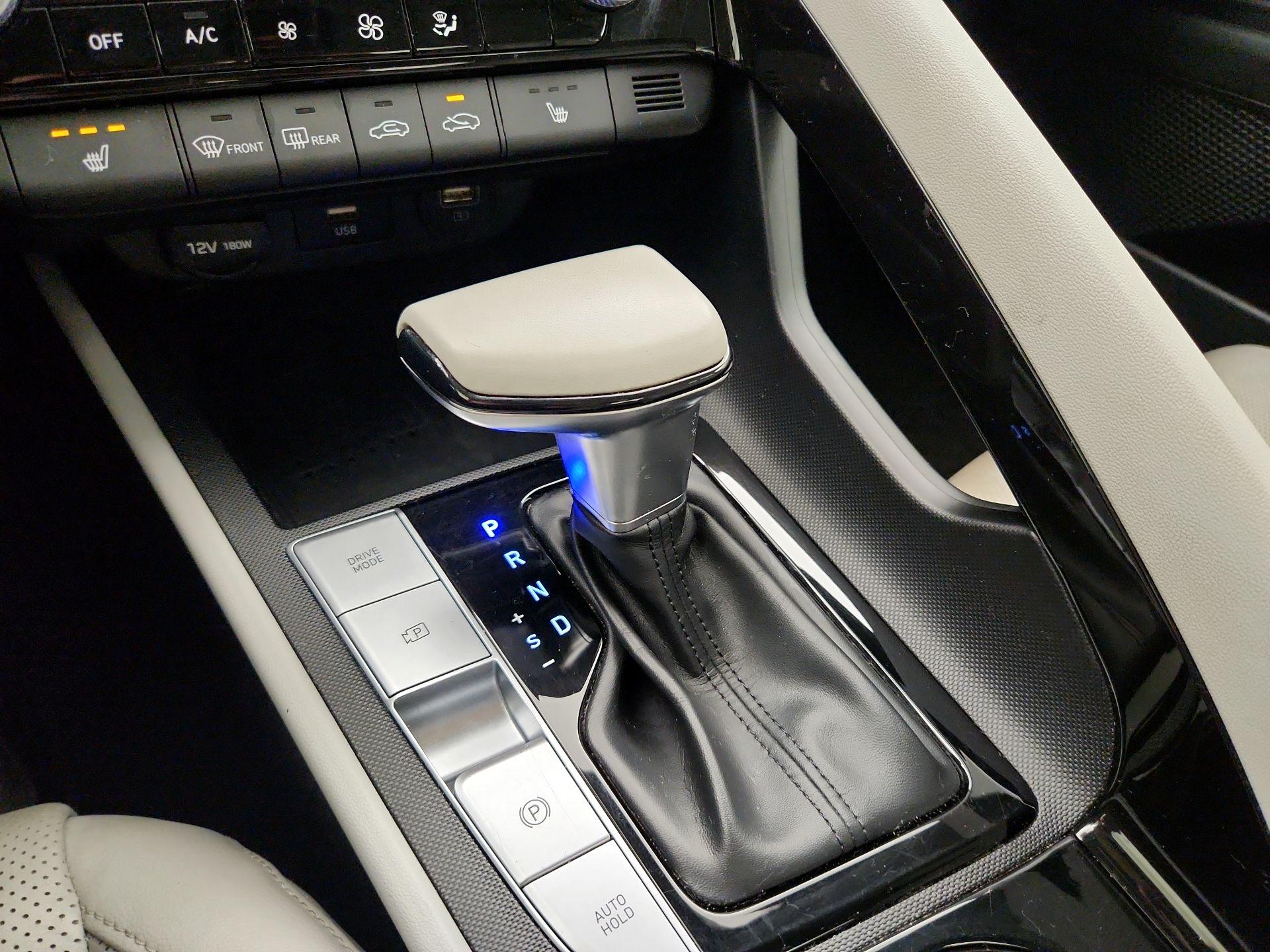 Thumbnail: 2023 Hyundai Elantra - 18