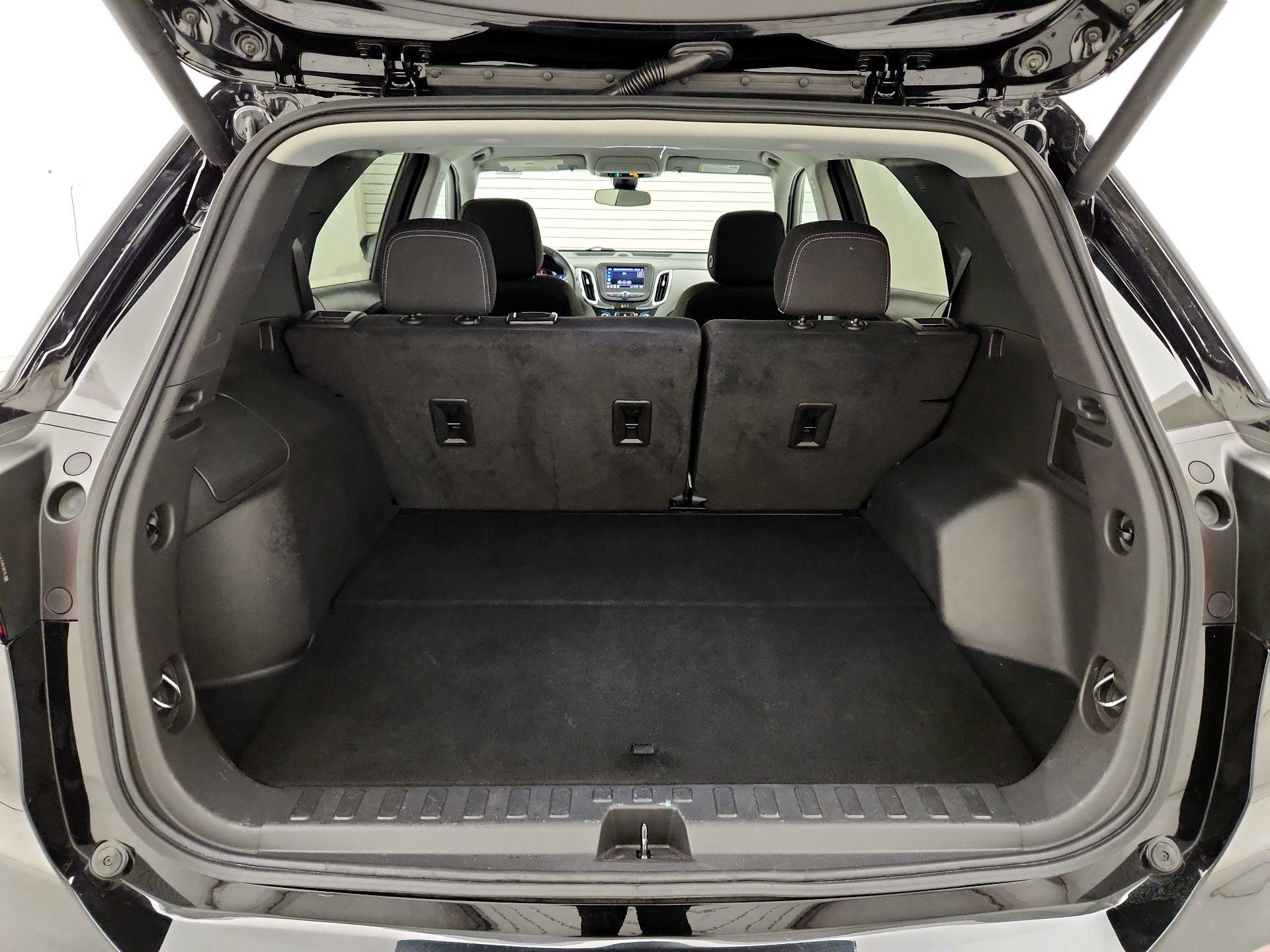 Thumbnail: 2023 Chevrolet Equinox - 20