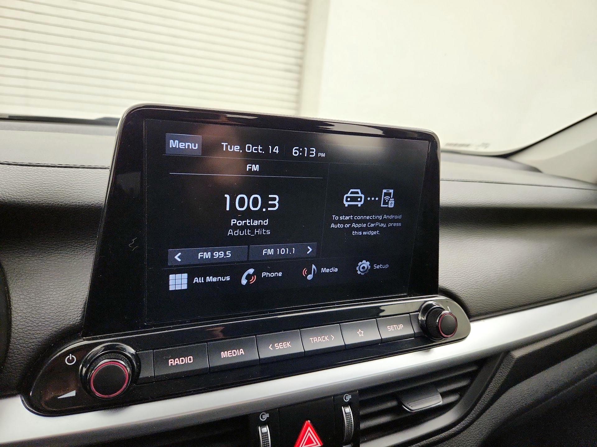 Thumbnail: 2023 Kia Forte - 15