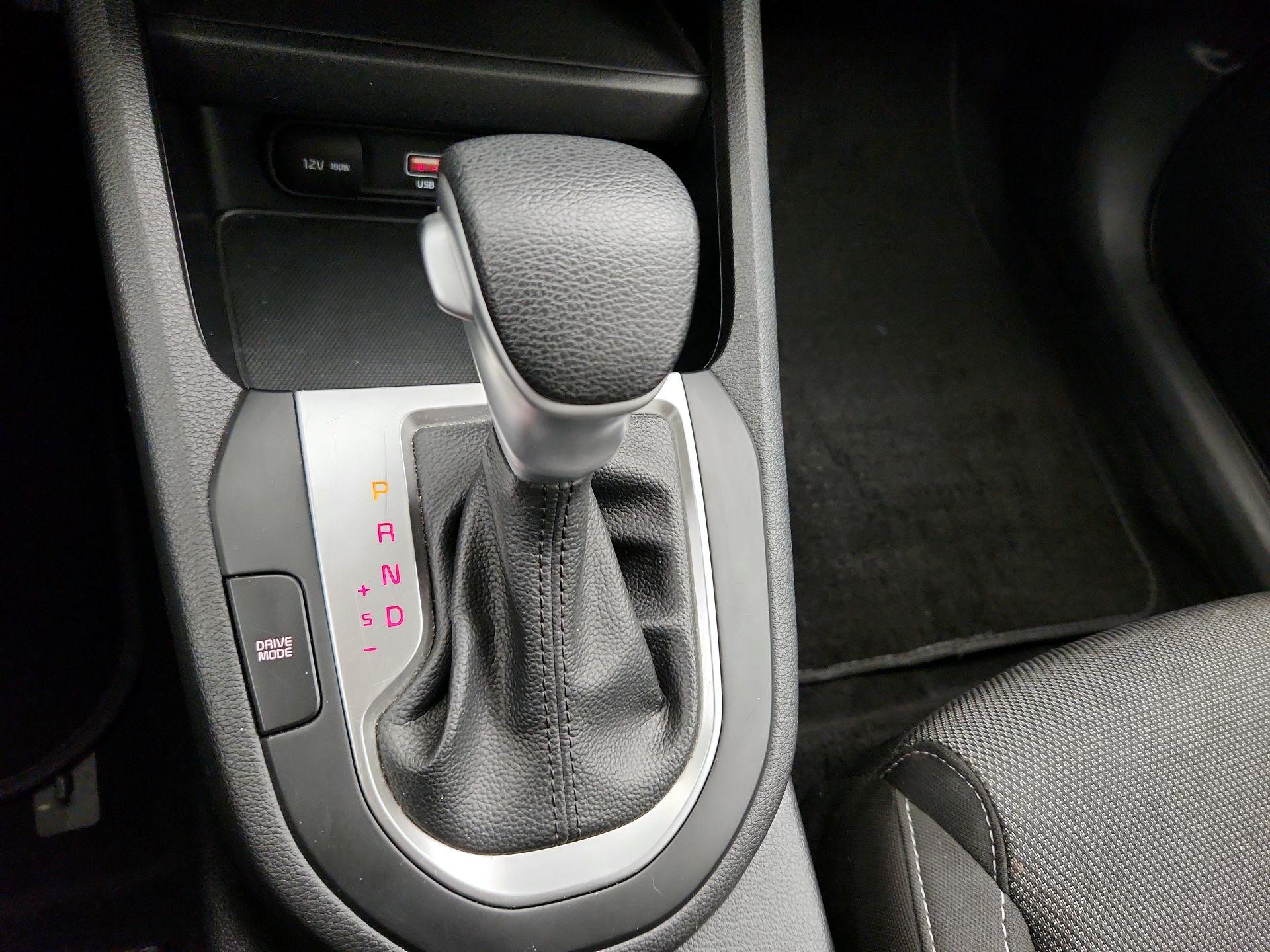 Thumbnail: 2023 Kia Forte - 17