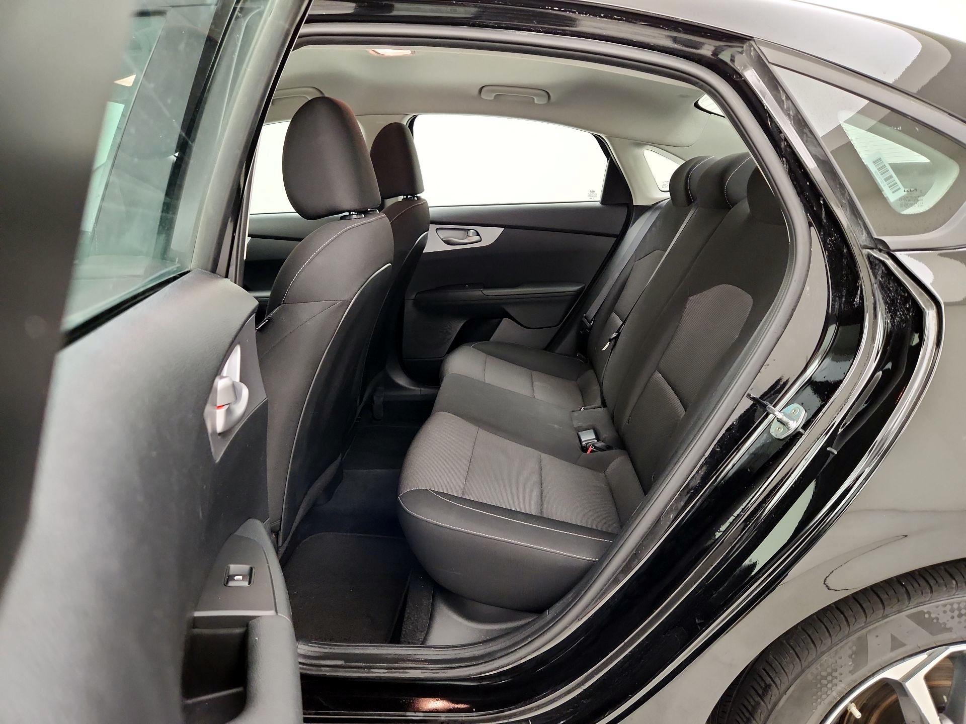 Thumbnail: 2023 Kia Forte - 19