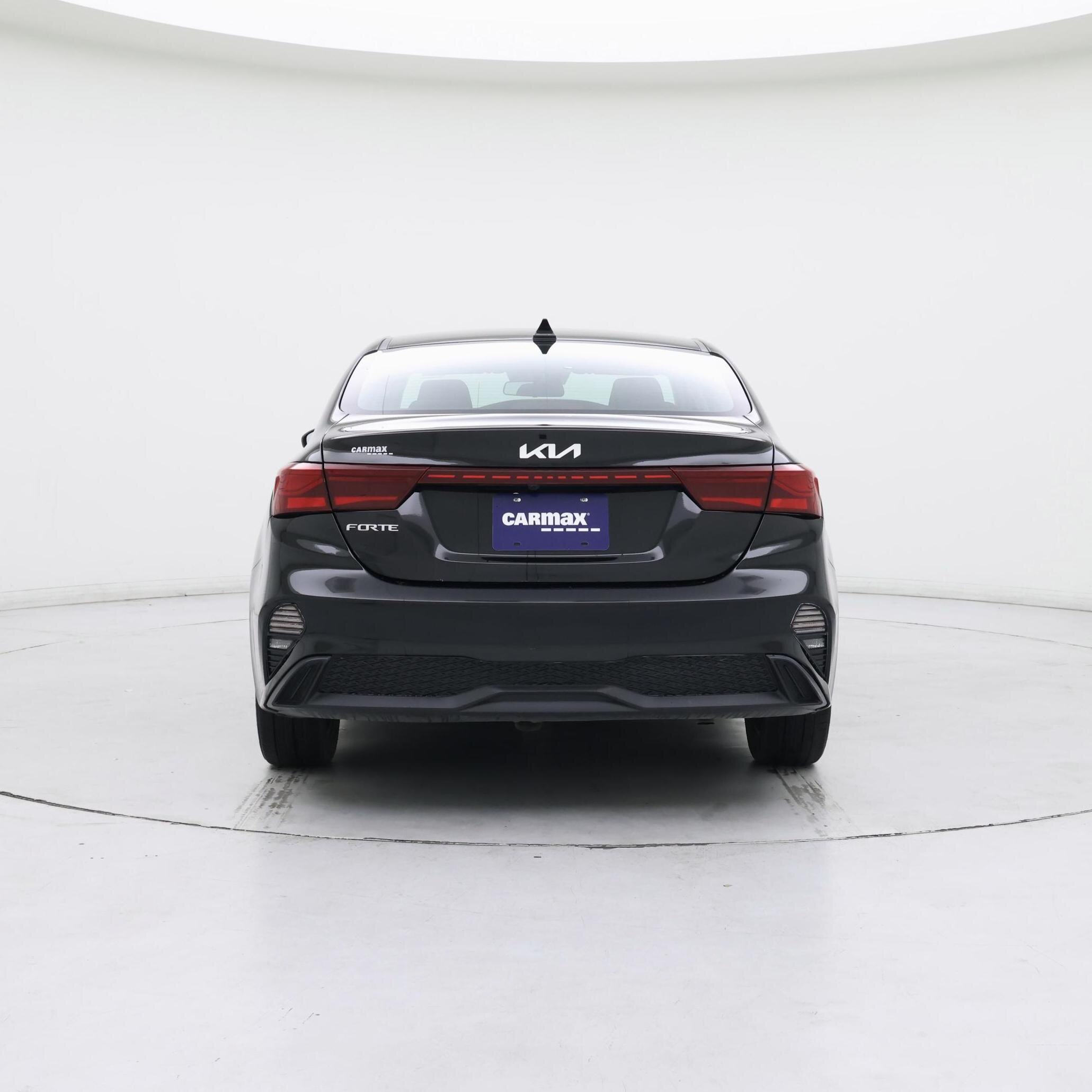 Thumbnail: 2023 Kia Forte - 6