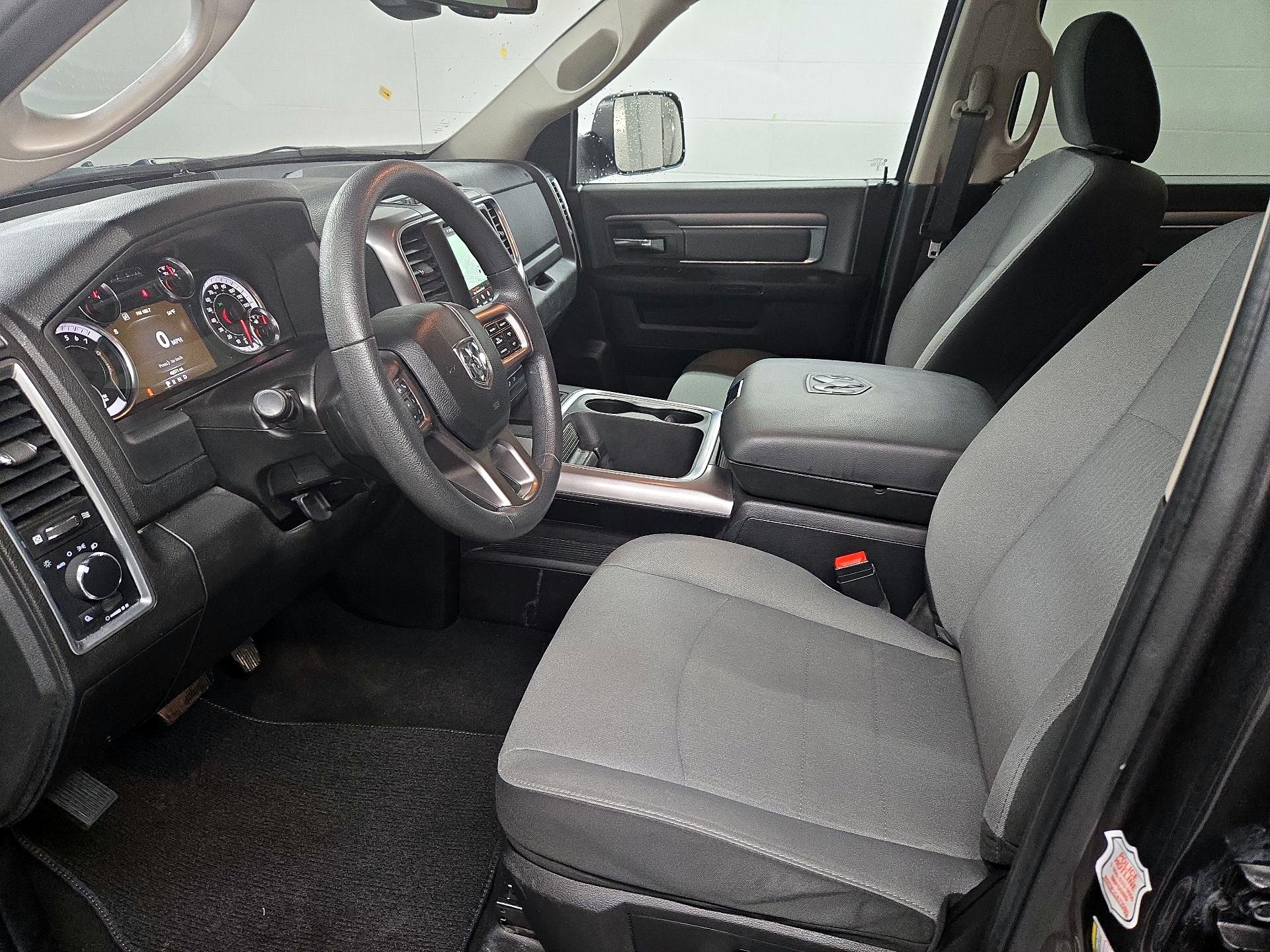 Thumbnail: 2023 RAM 1500 Classic - 11