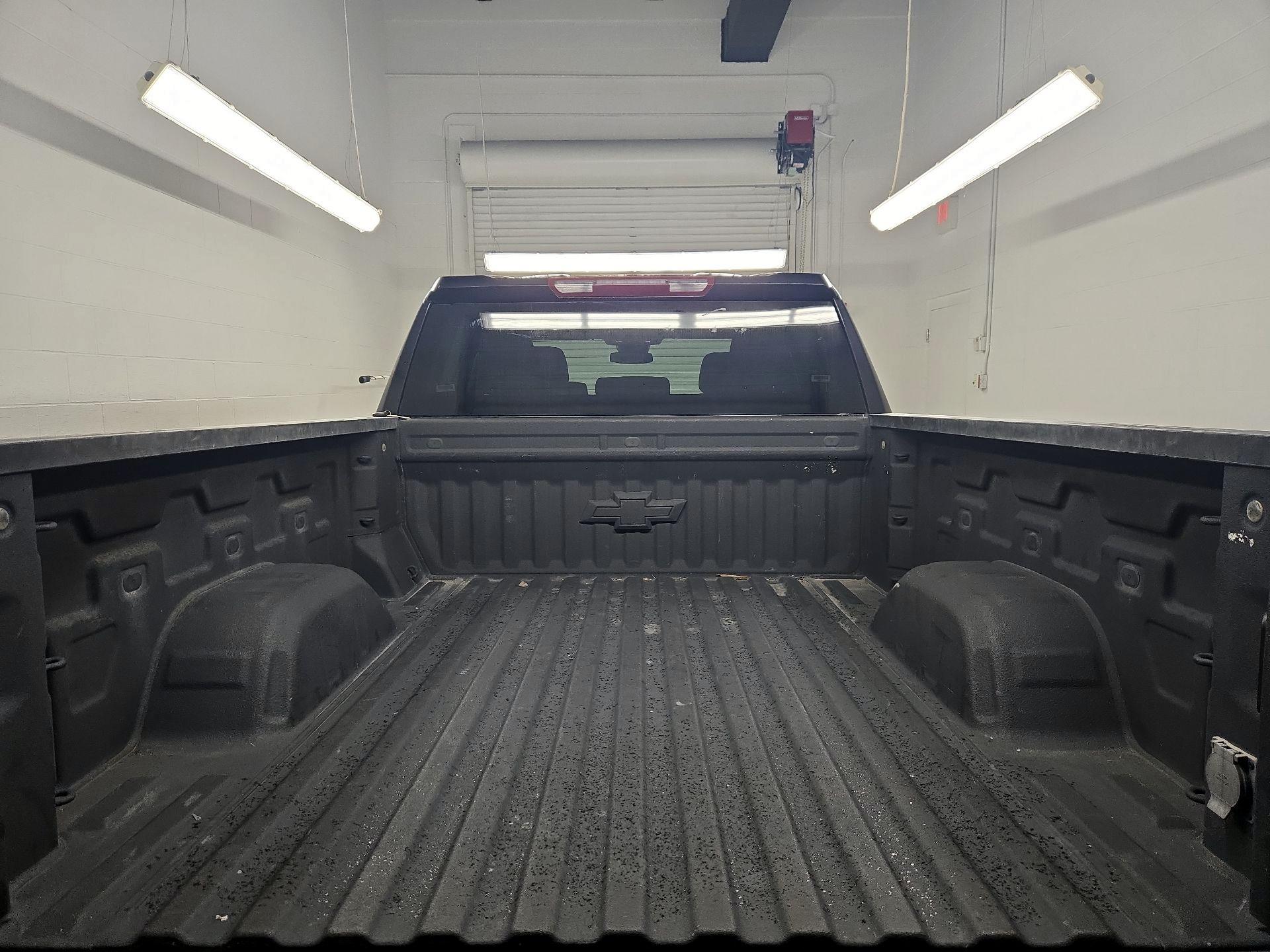 Thumbnail: 2023 Chevrolet Silverado 1500 - 20