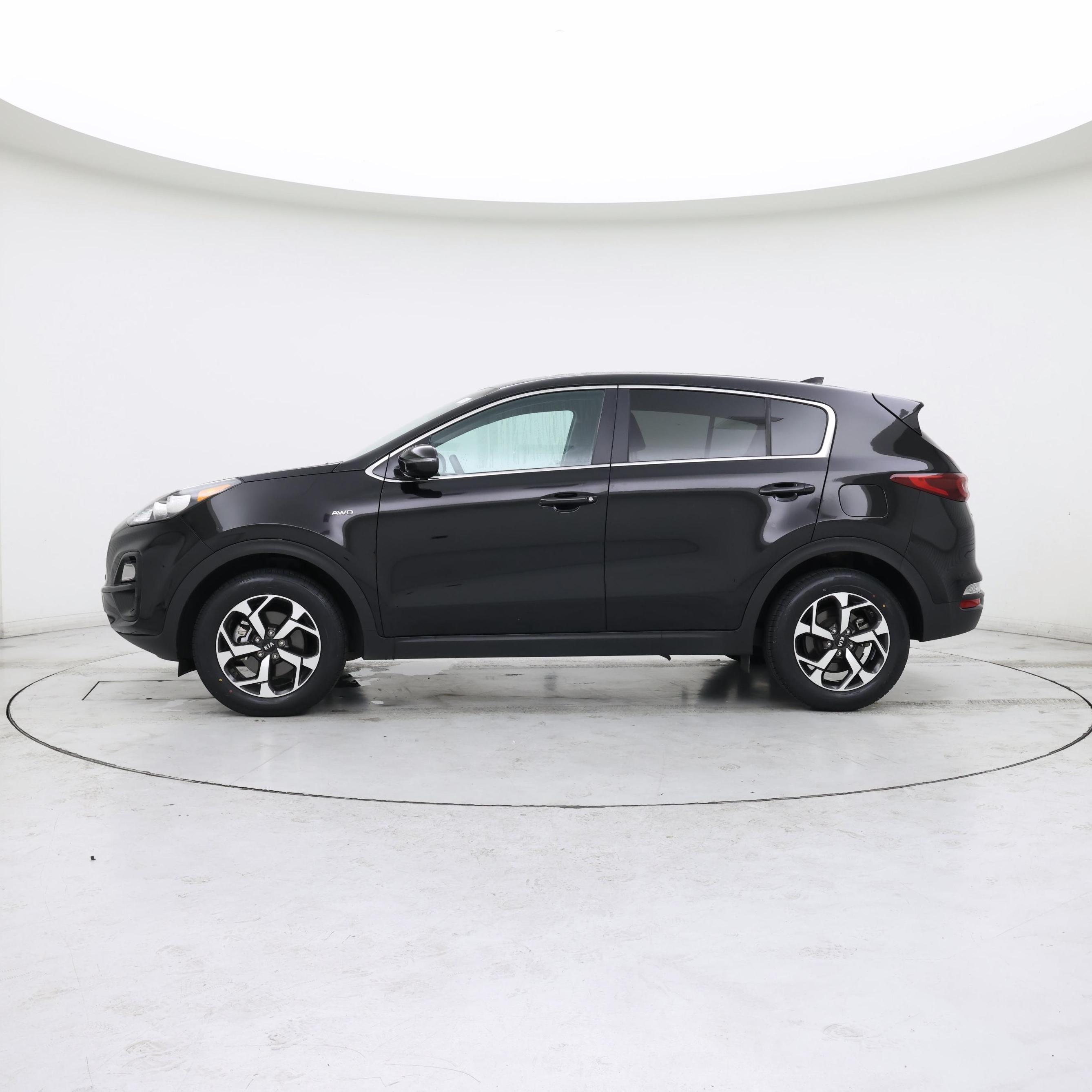 Thumbnail: 2021 Kia Sportage - 3