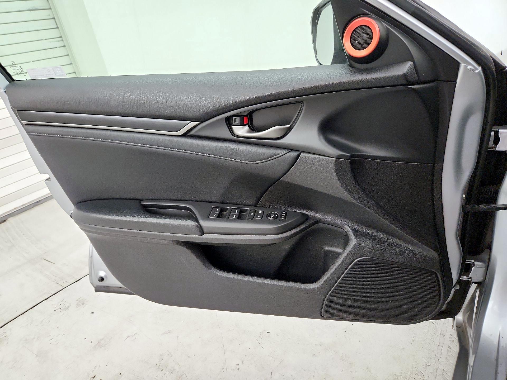 Thumbnail: 2020 Honda Civic - 12