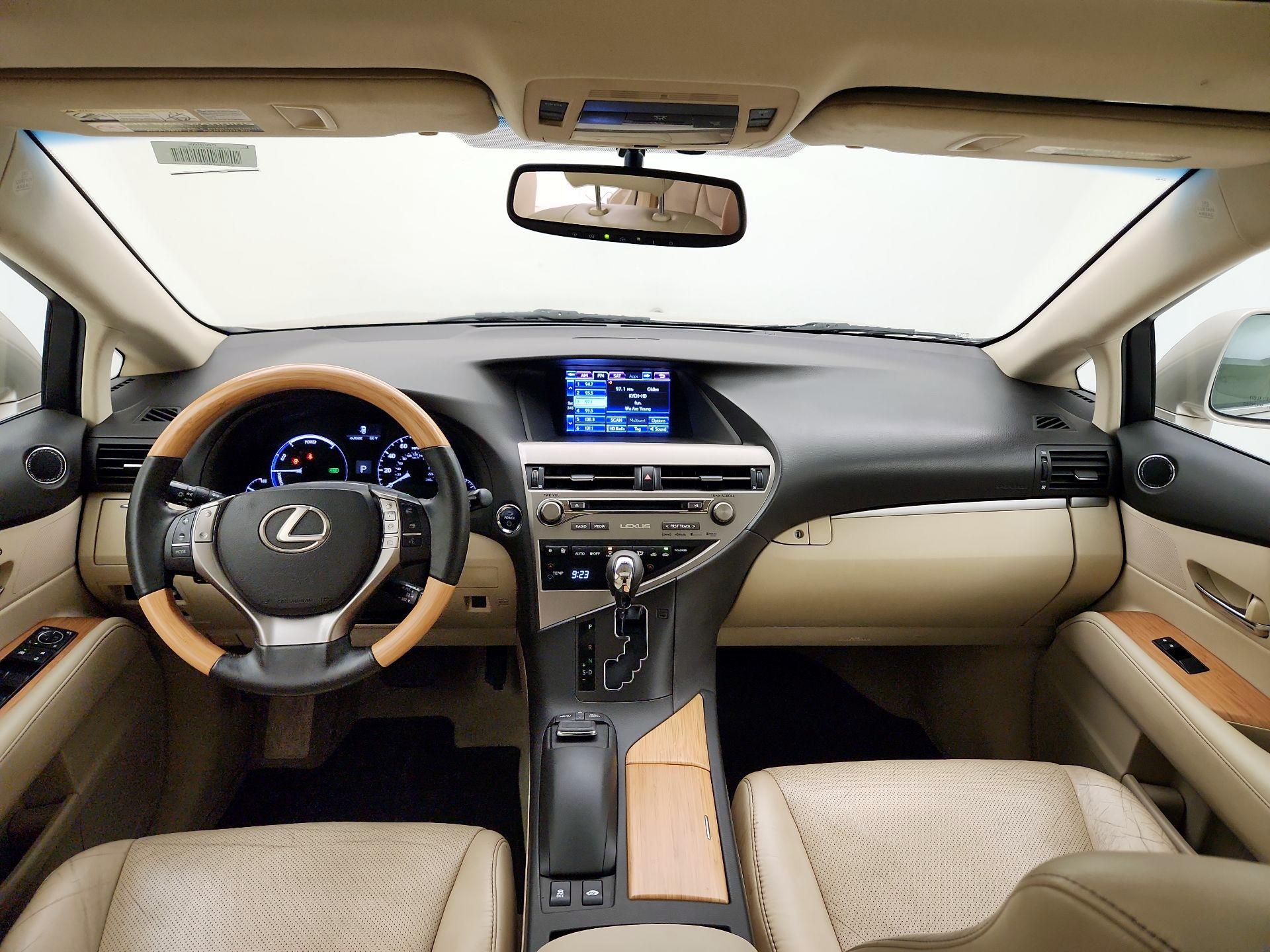 Thumbnail: 2015 Lexus RX - 9