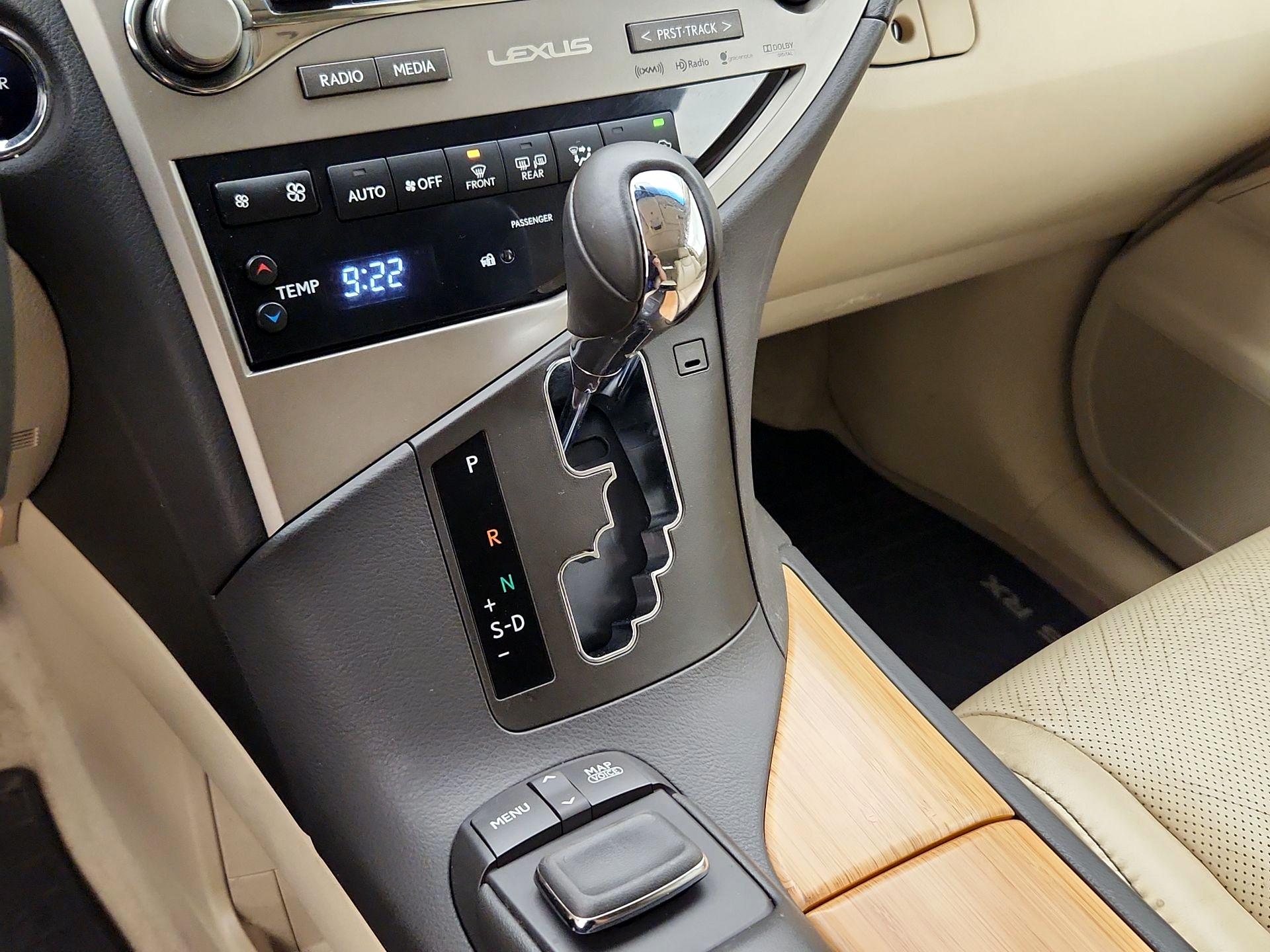 Thumbnail: 2015 Lexus RX - 17