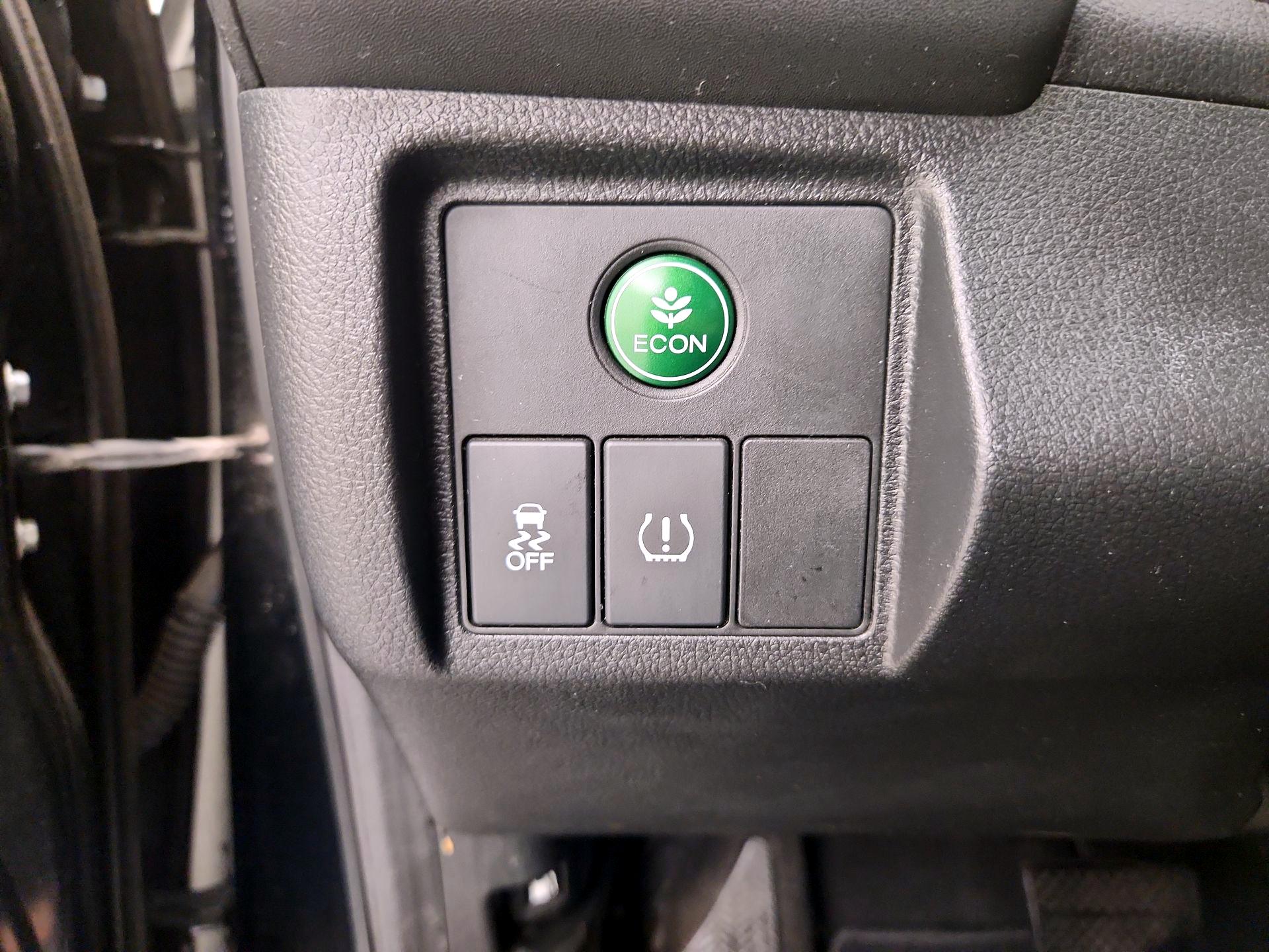 Thumbnail: 2018 Honda HR-V - 13