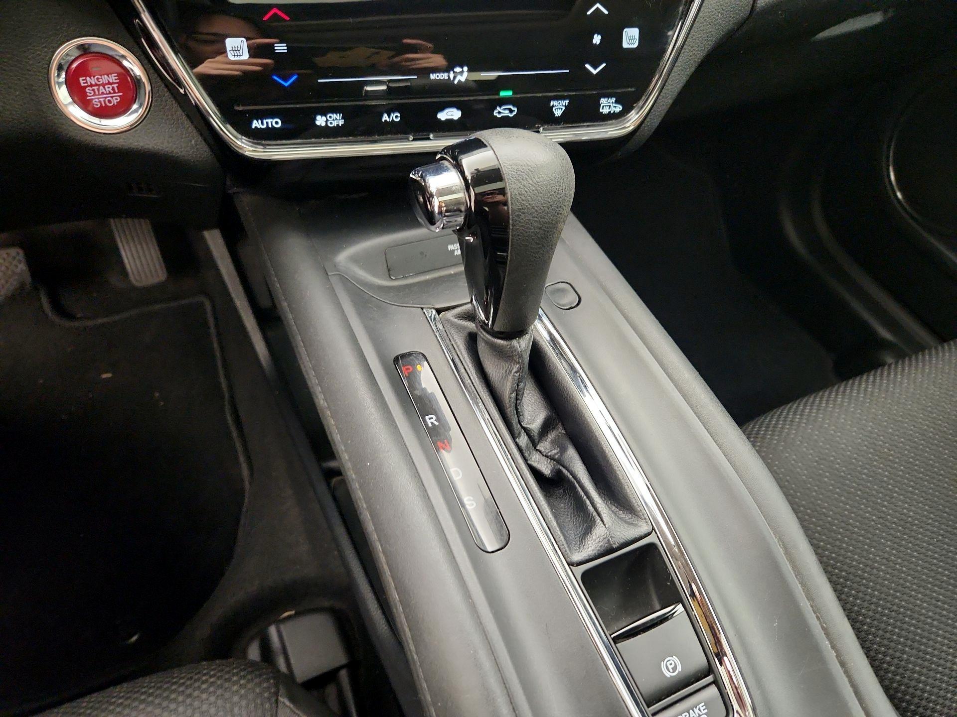 Thumbnail: 2018 Honda HR-V - 17