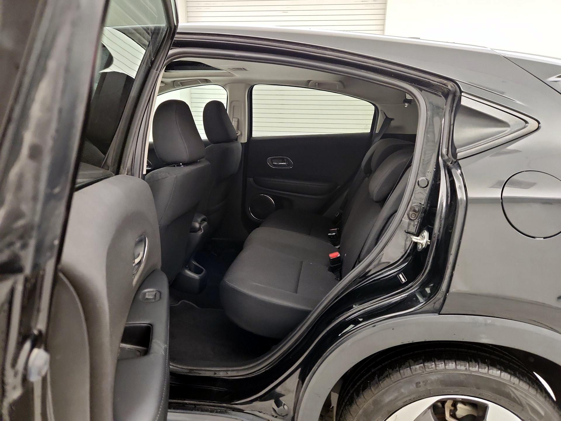 Thumbnail: 2018 Honda HR-V - 20