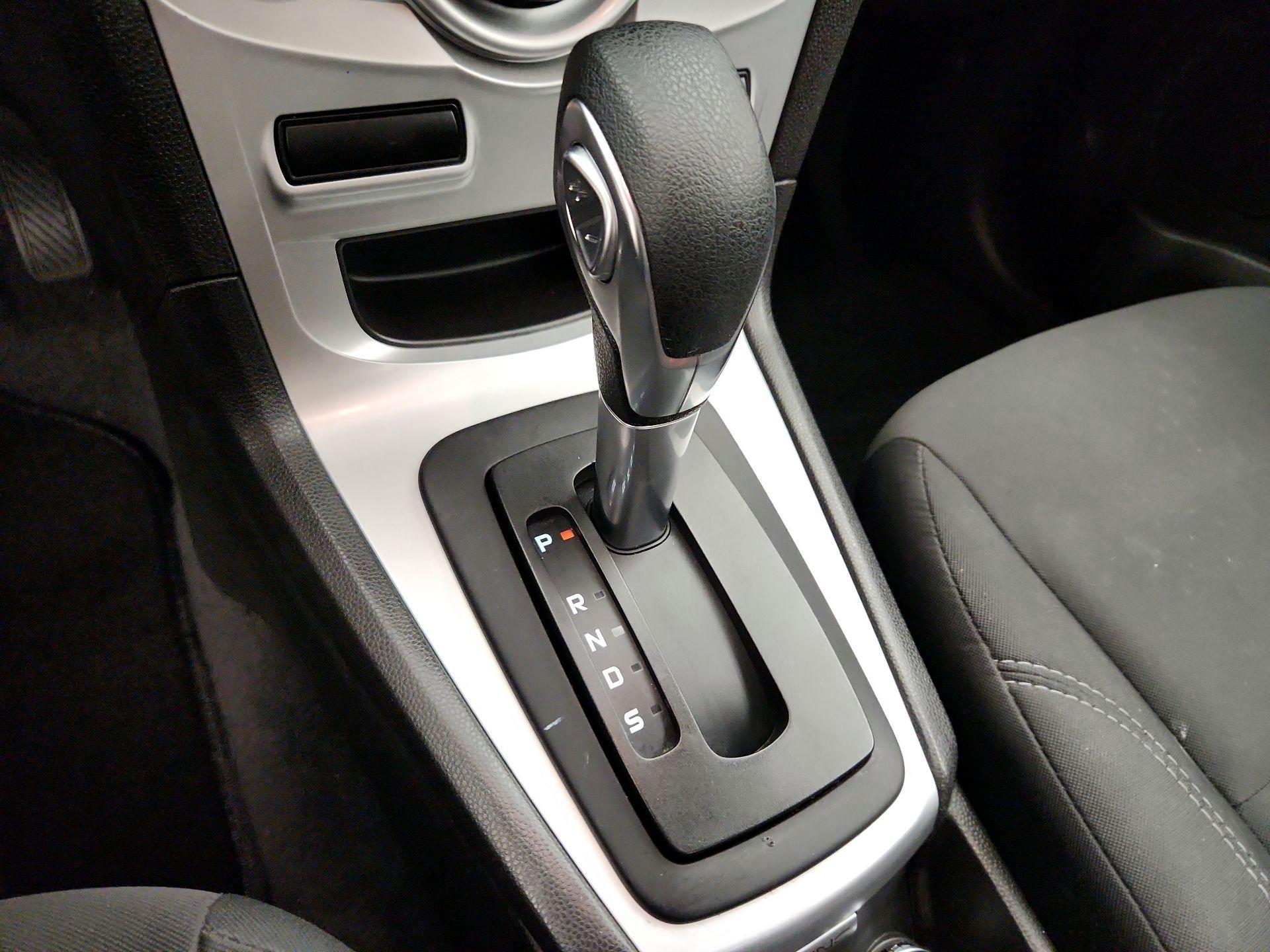 Thumbnail: 2019 Ford Fiesta - 17