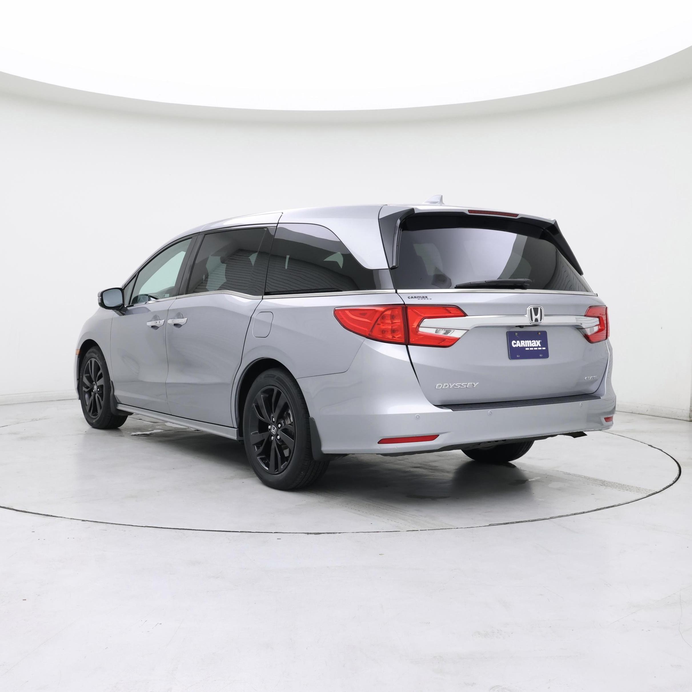 Thumbnail: 2018 Honda Odyssey - 2