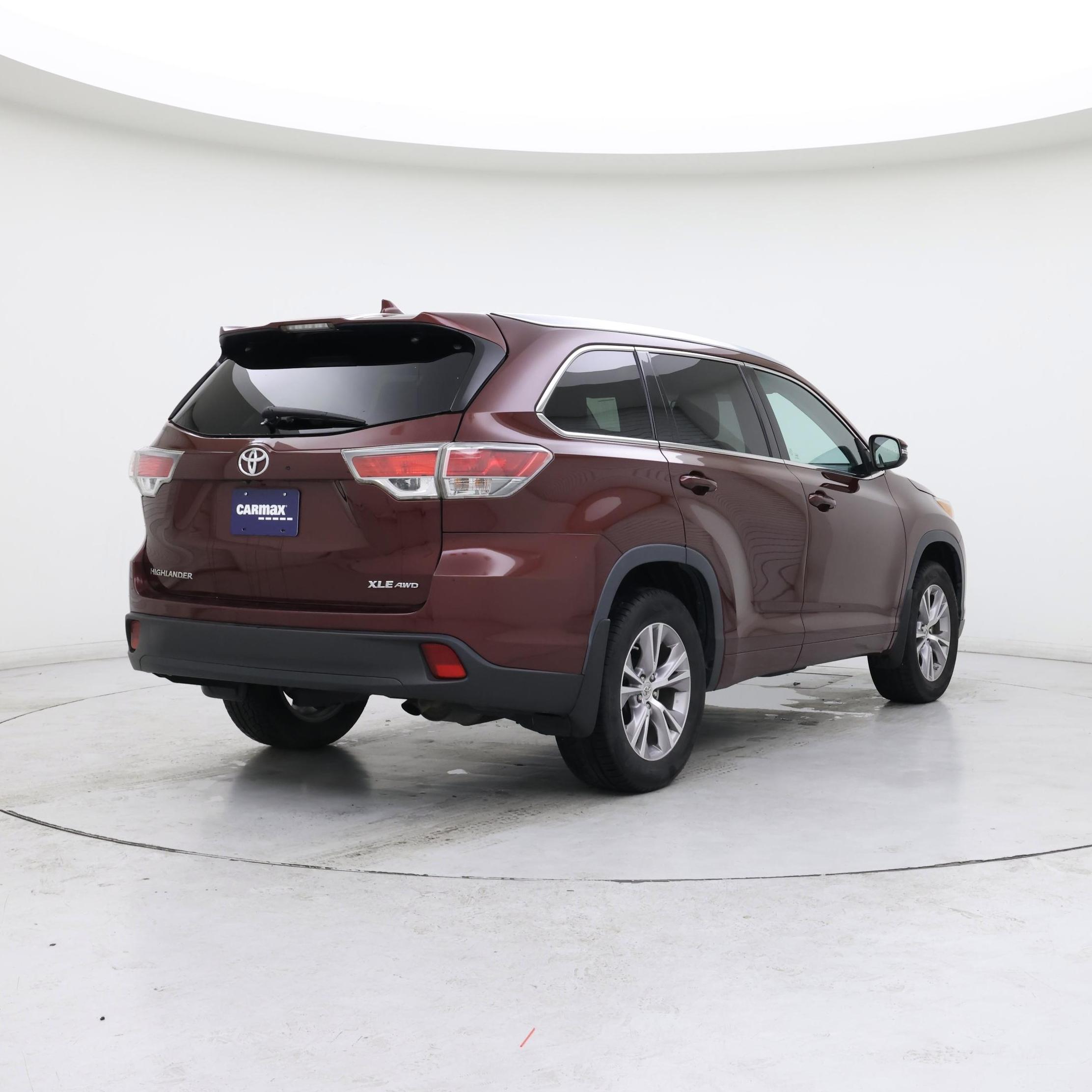 Thumbnail: 2015 Toyota Highlander - 8