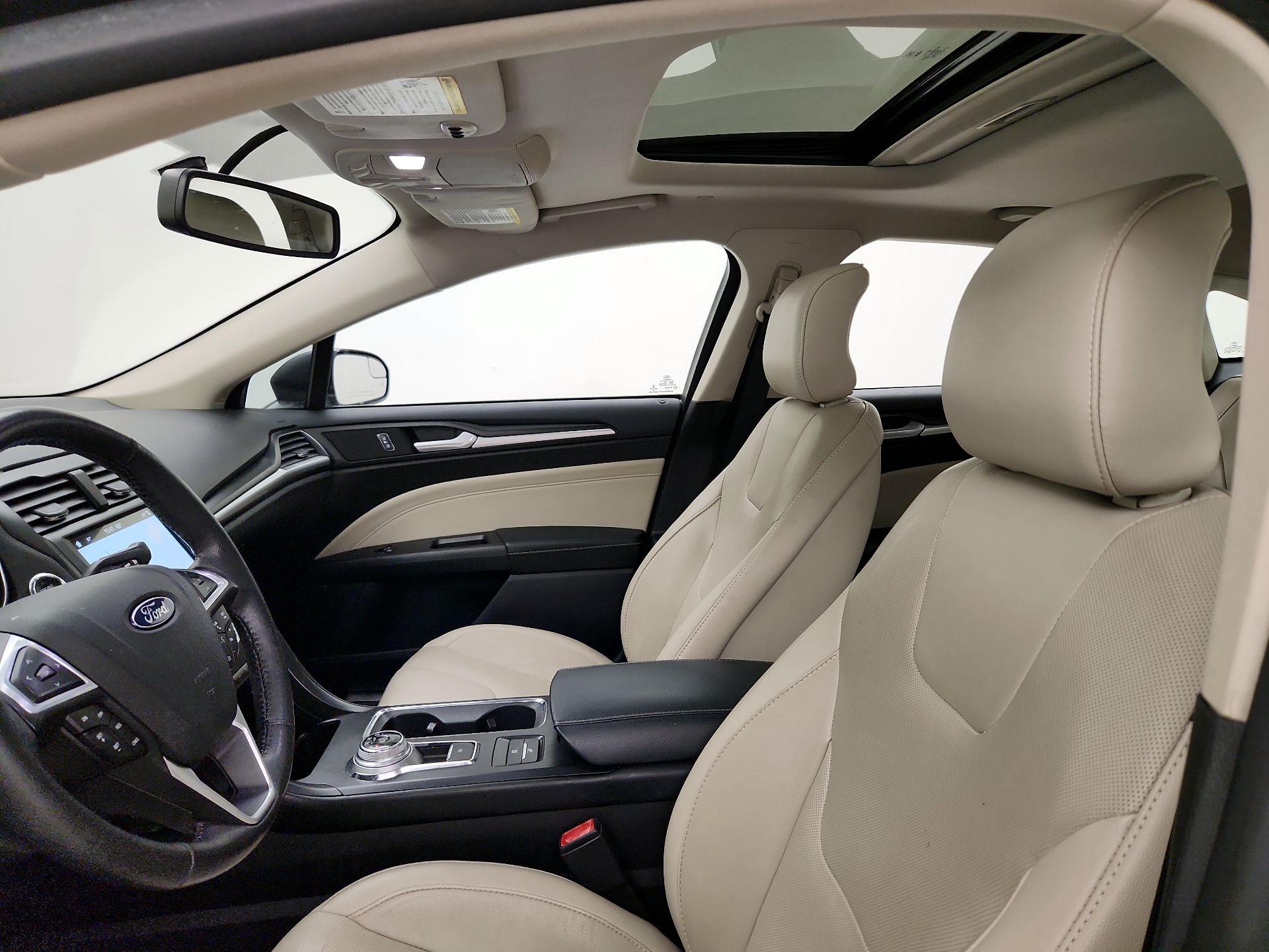 Thumbnail: 2017 Ford Fusion - 20