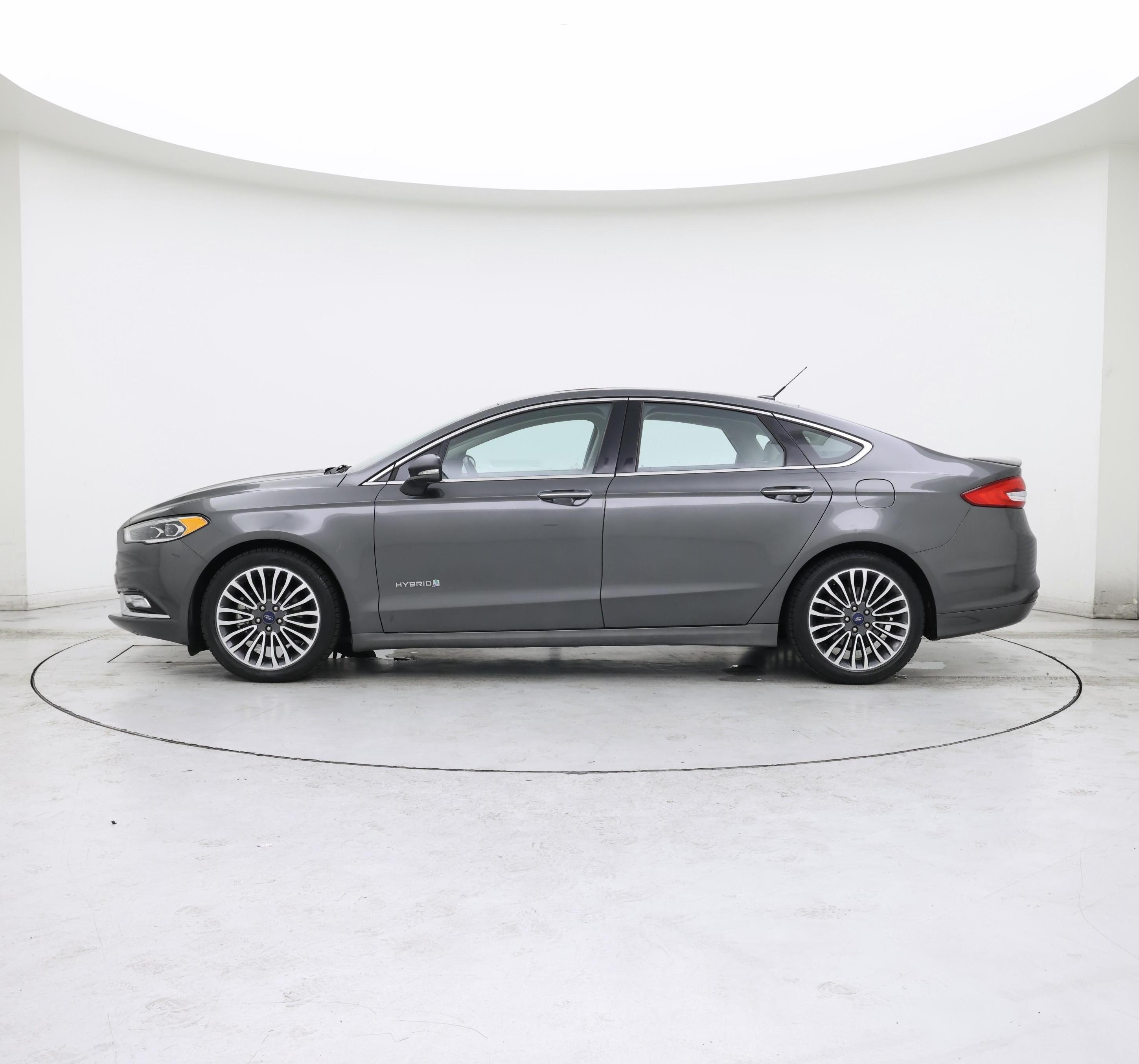 Thumbnail: 2017 Ford Fusion - 3