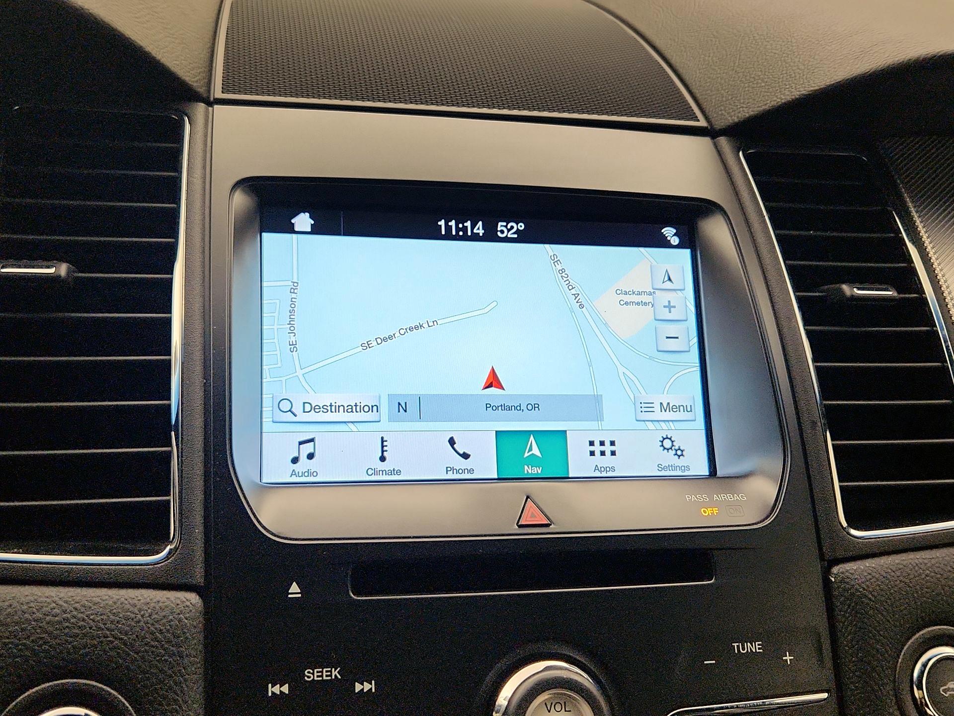 Thumbnail: 2016 Ford Taurus - 14