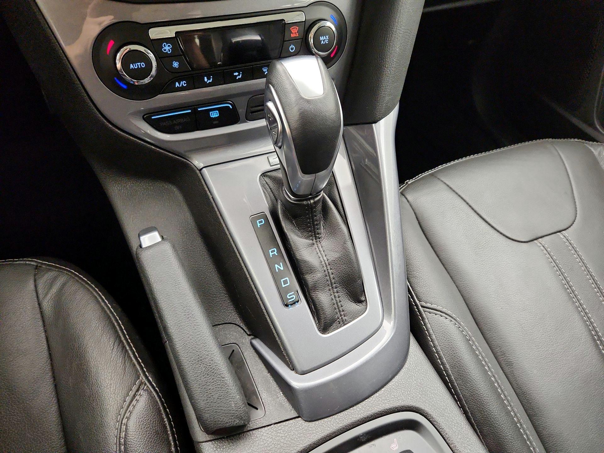 Thumbnail: 2014 Ford Focus - 17