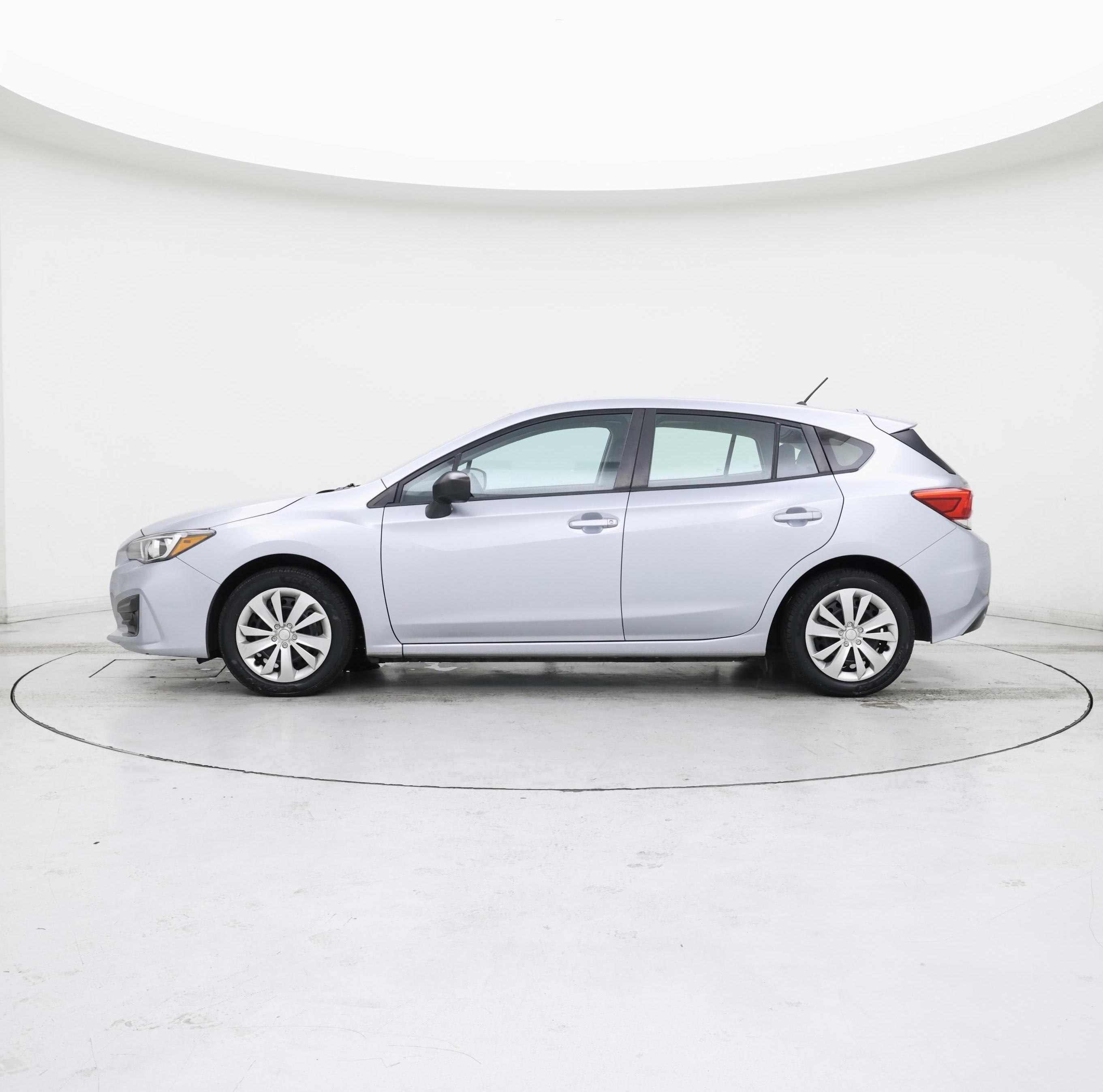 Thumbnail: 2017 Subaru Impreza - 3