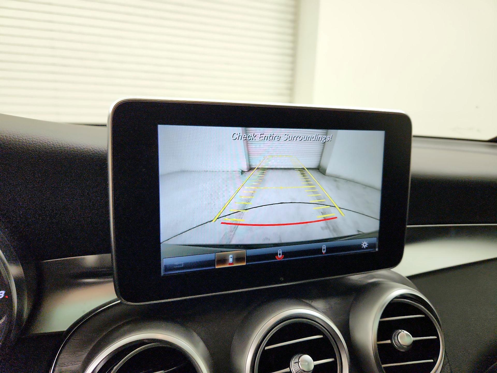 Thumbnail: 2016 Mercedes-Benz GLC - 15