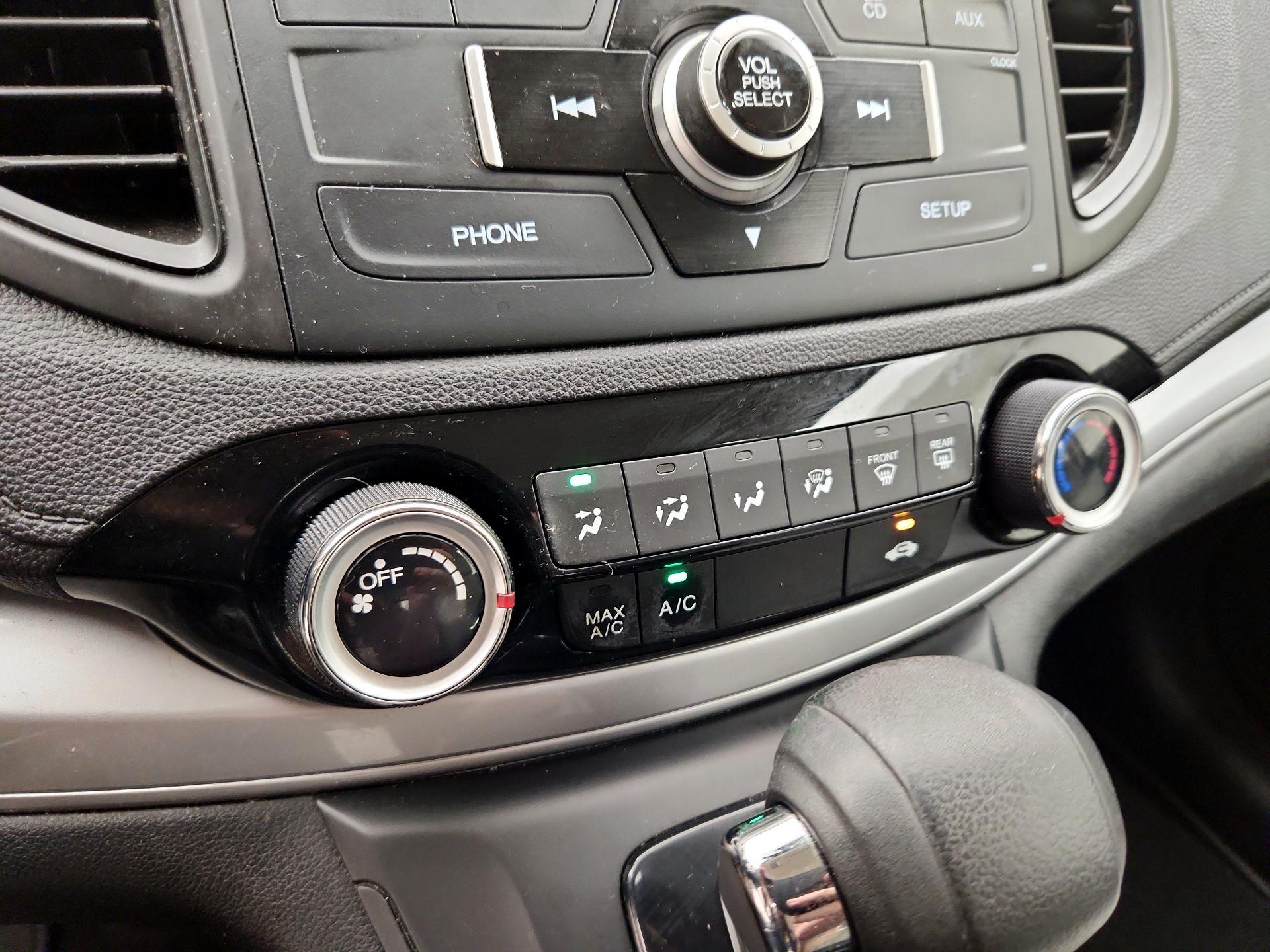 Thumbnail: 2015 Honda CR-V - 16