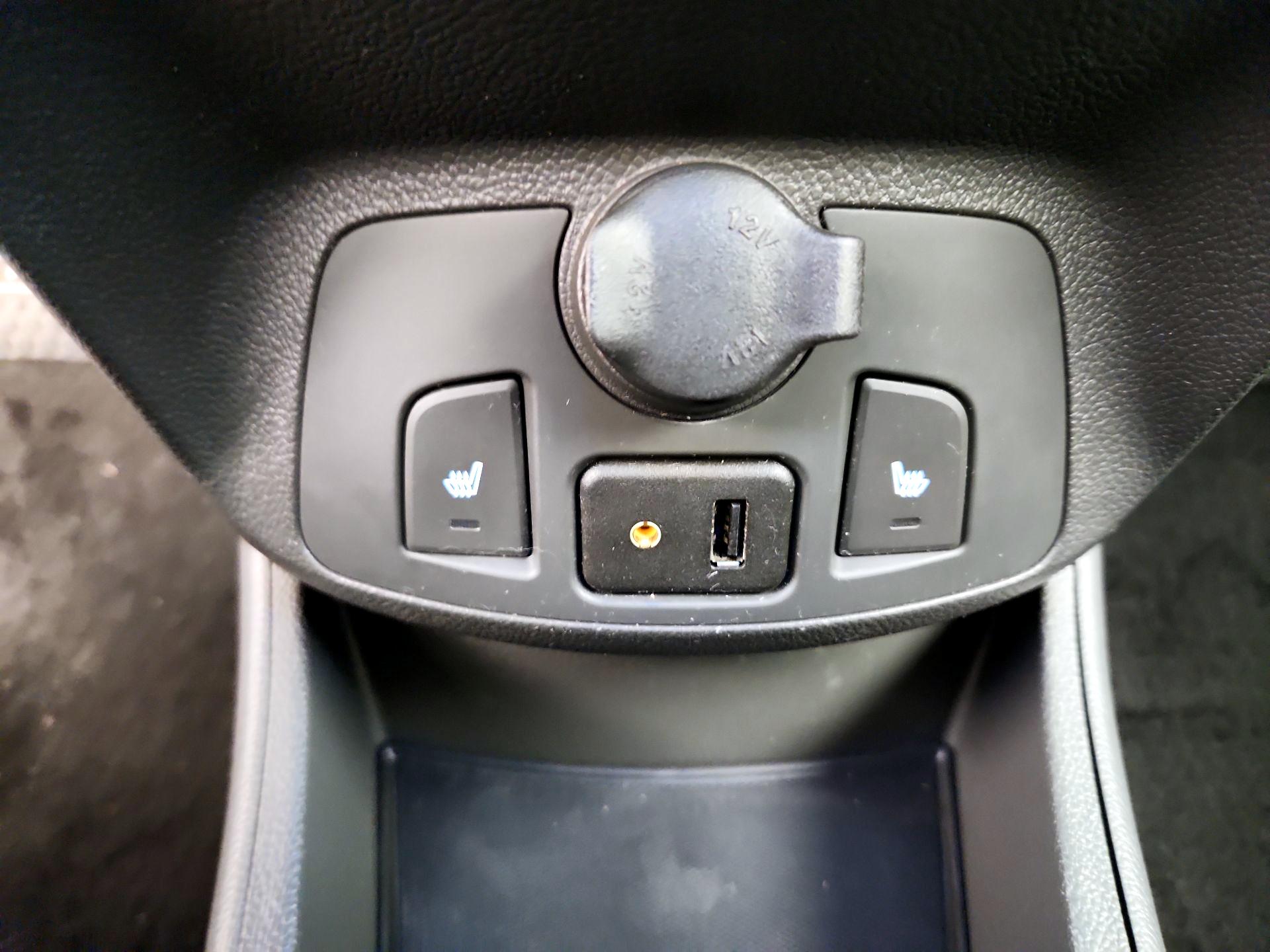 Thumbnail: 2015 Chevrolet Spark - 17