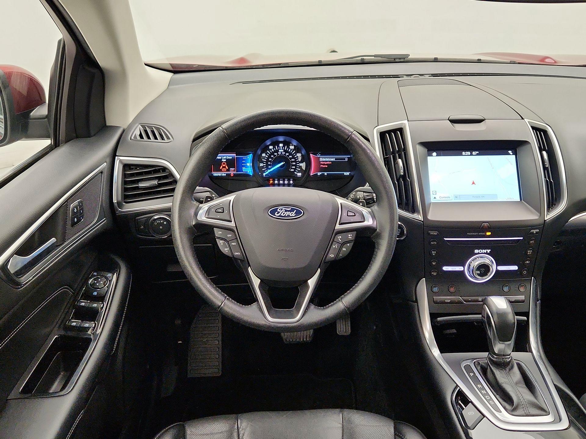 Thumbnail: 2017 Ford Edge - 10