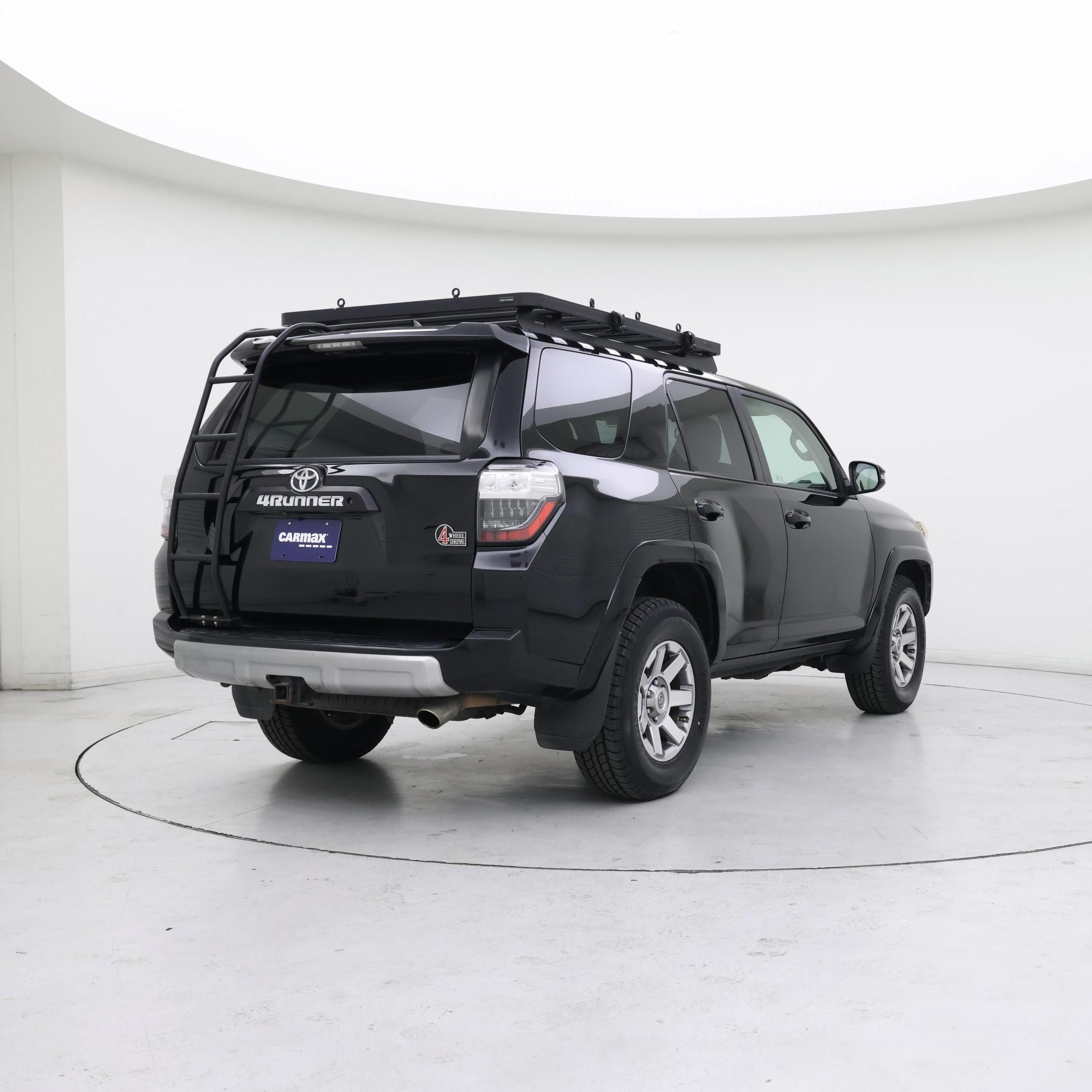 Thumbnail: 2015 Toyota 4Runner - 8