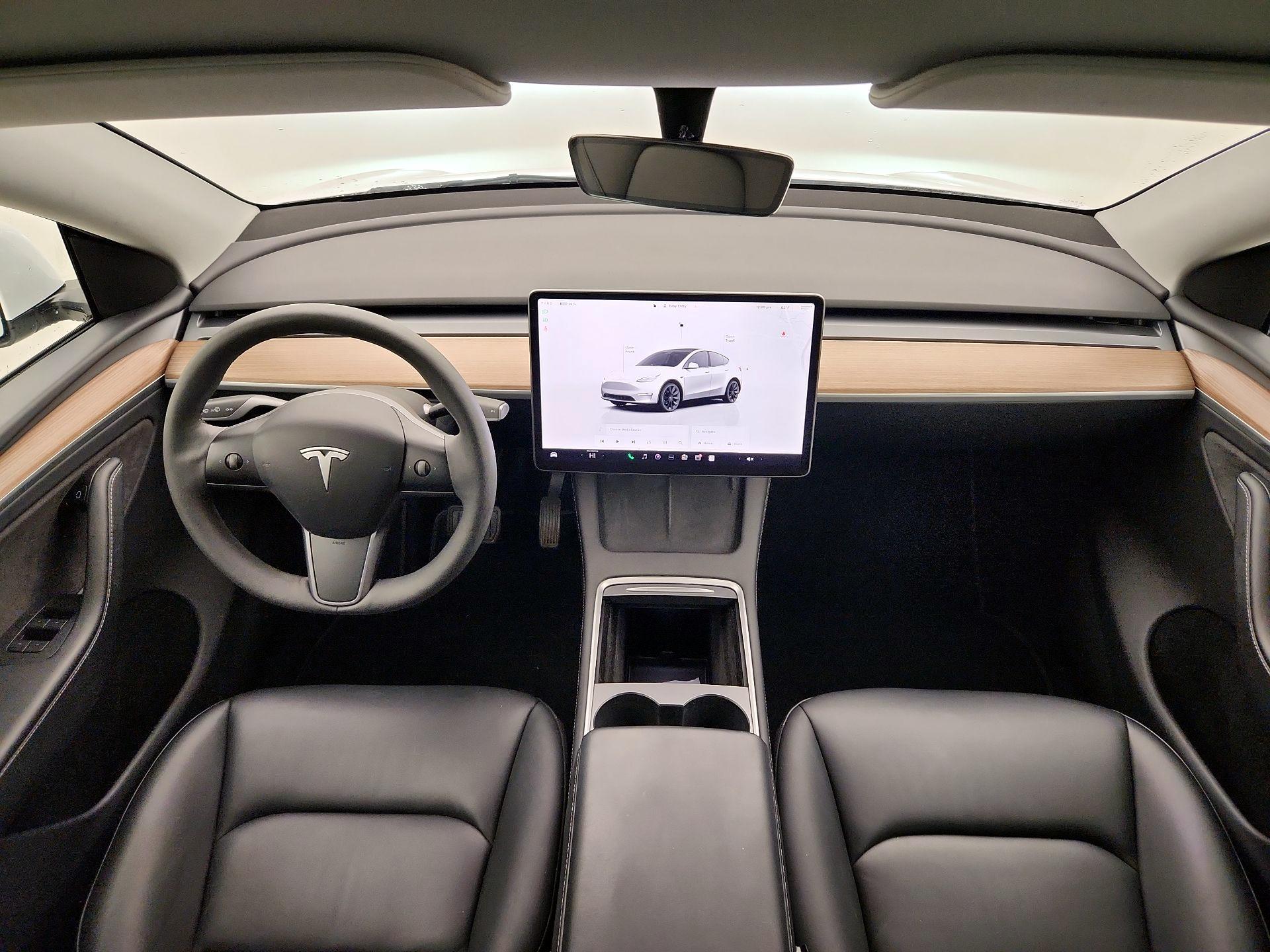 Thumbnail: 2023 Tesla Model Y - 9