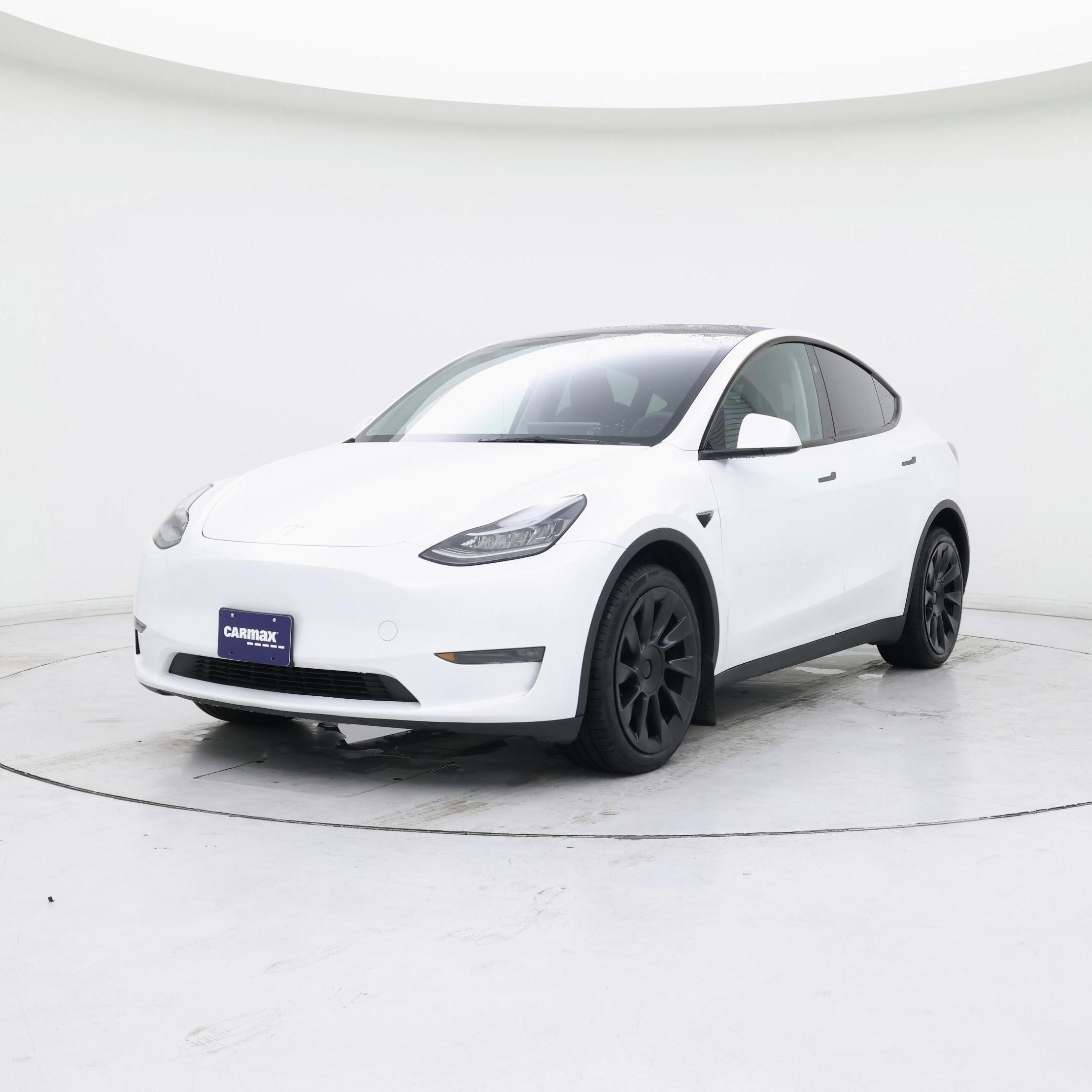 Thumbnail: 2023 Tesla Model Y - 4