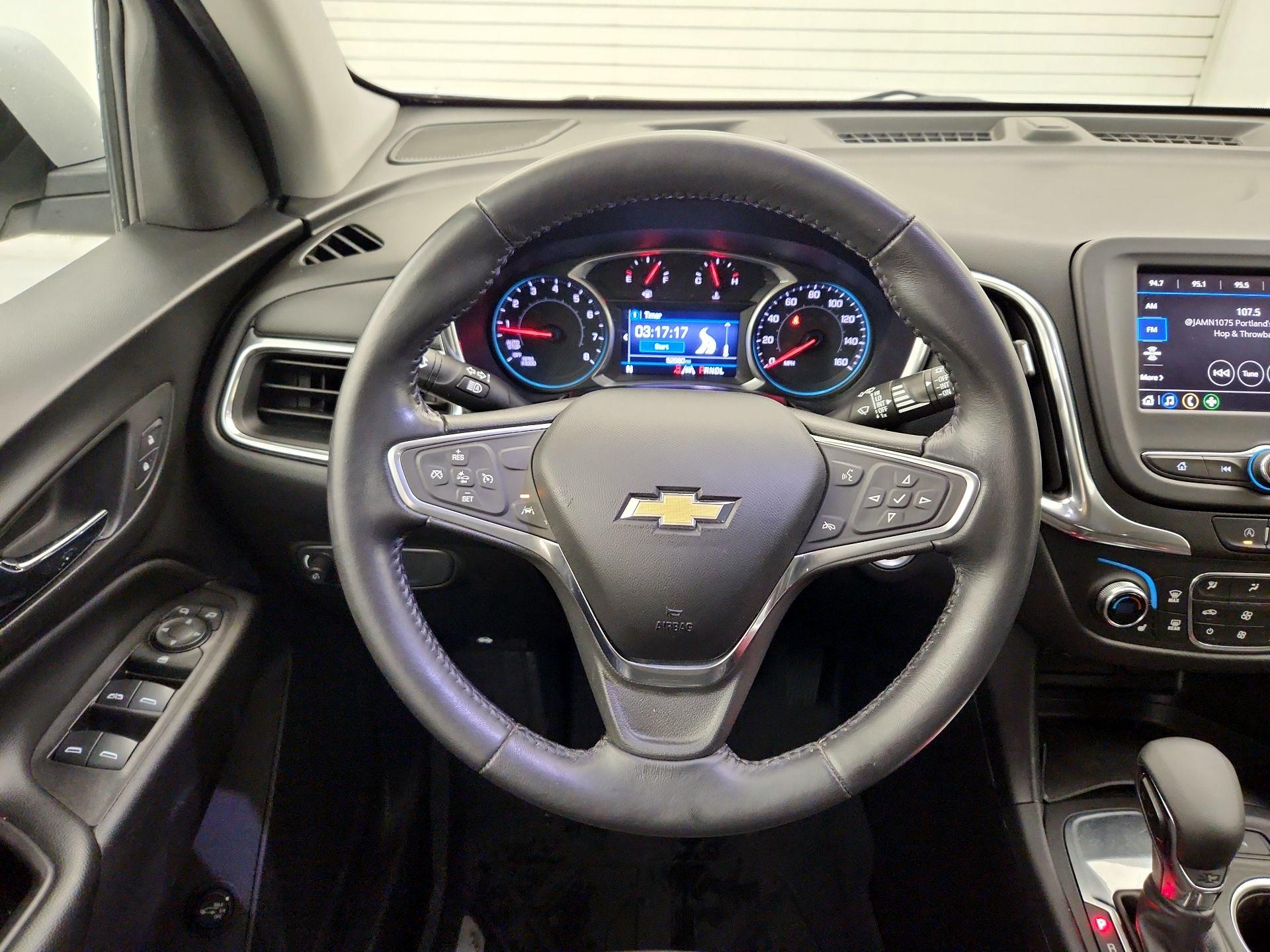 Thumbnail: 2022 Chevrolet Equinox - 10