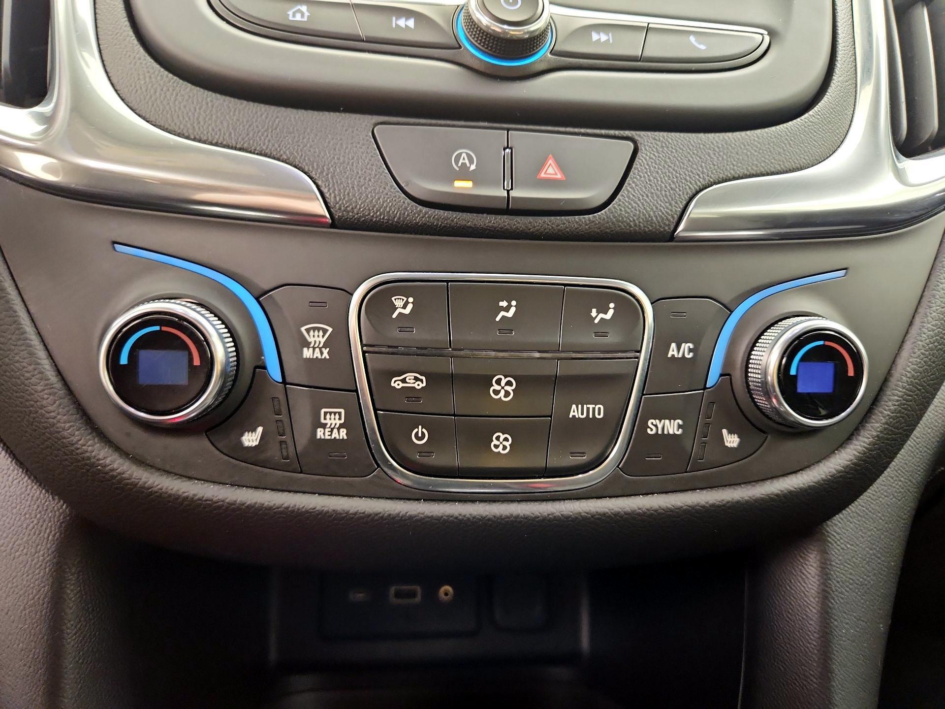 Thumbnail: 2022 Chevrolet Equinox - 16