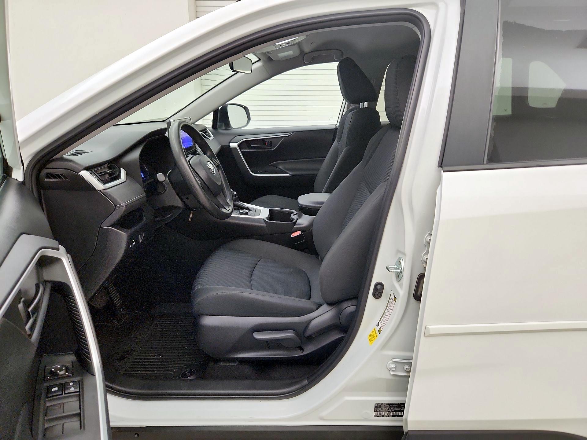 Thumbnail: 2023 Toyota RAV4 - 11