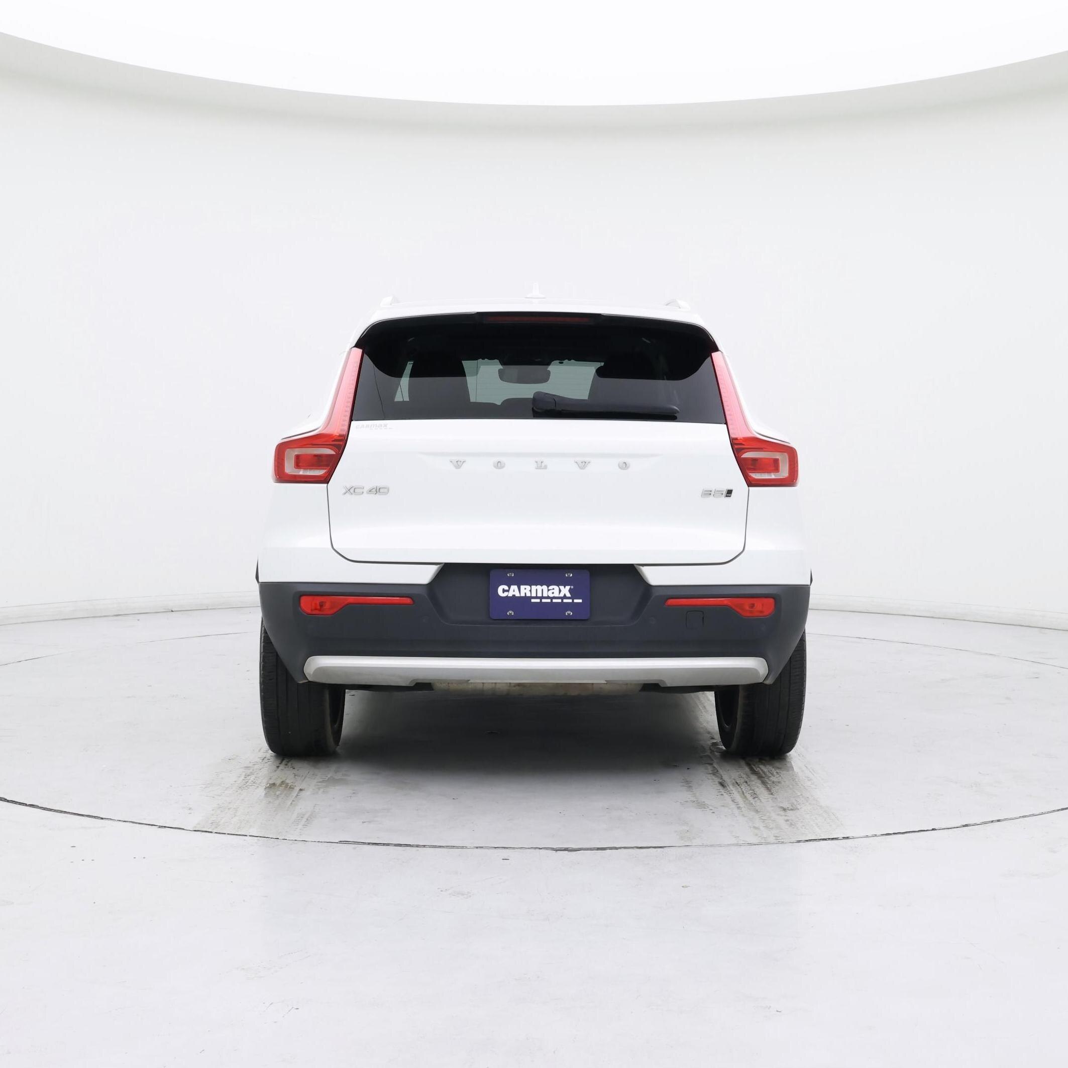 Thumbnail: 2023 Volvo XC40 - 6