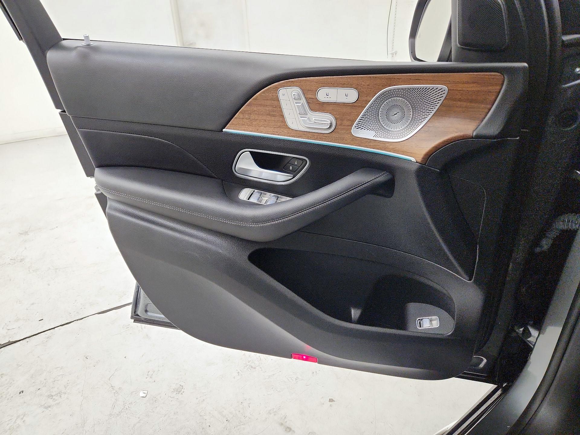 Thumbnail: 2020 Mercedes-Benz GLS - 12