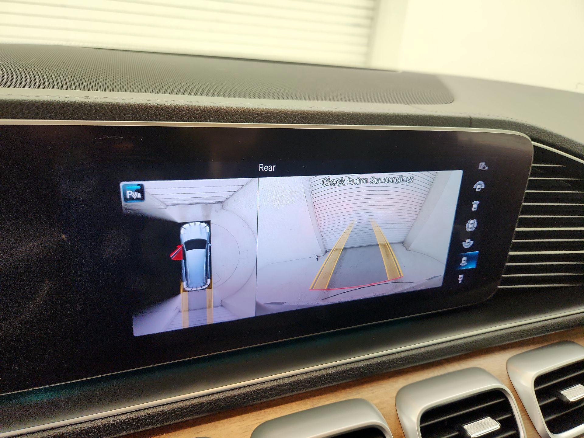 Thumbnail: 2020 Mercedes-Benz GLS - 15