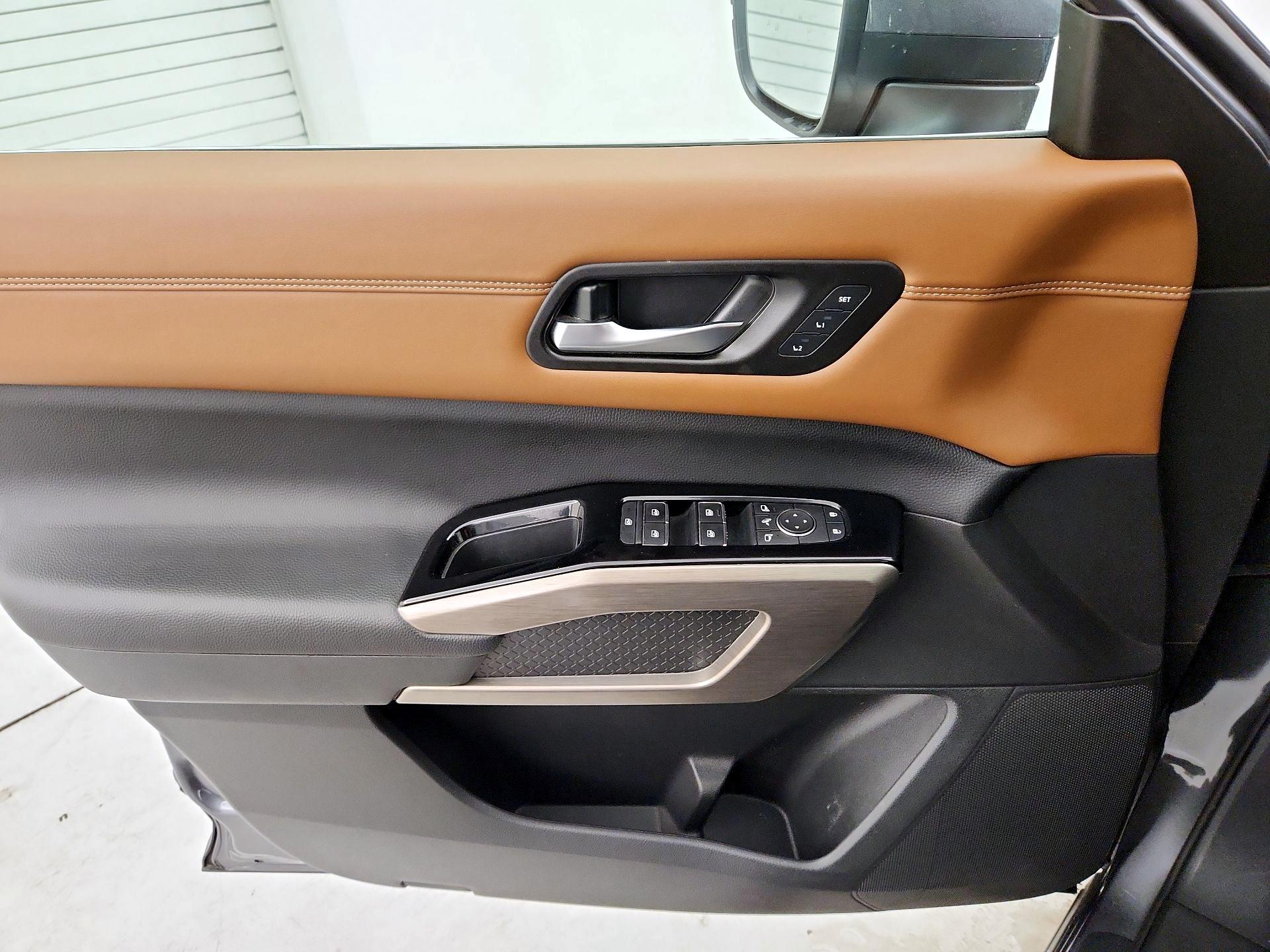 Thumbnail: 2023 Nissan Pathfinder - 12