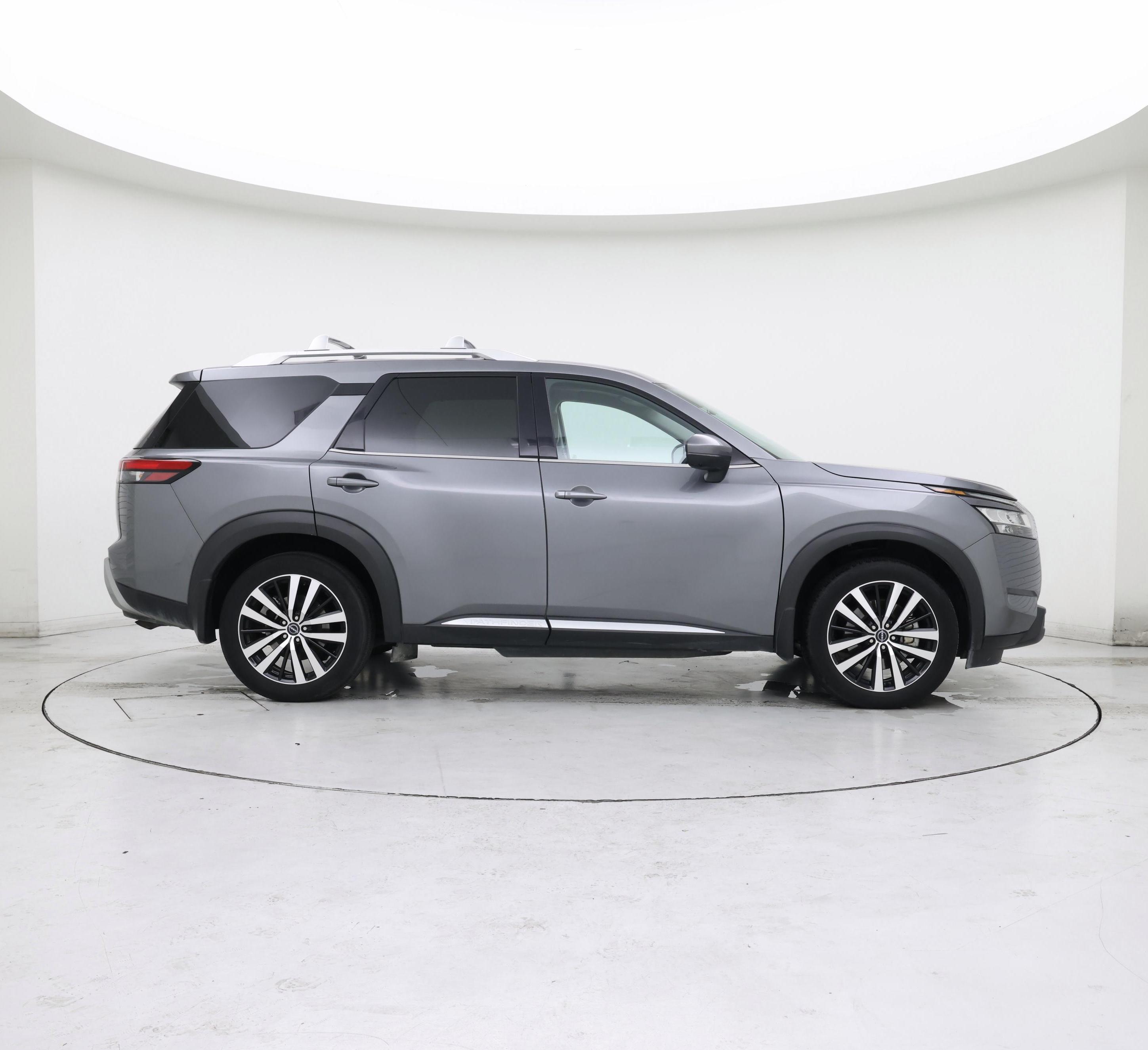 Thumbnail: 2023 Nissan Pathfinder - 7