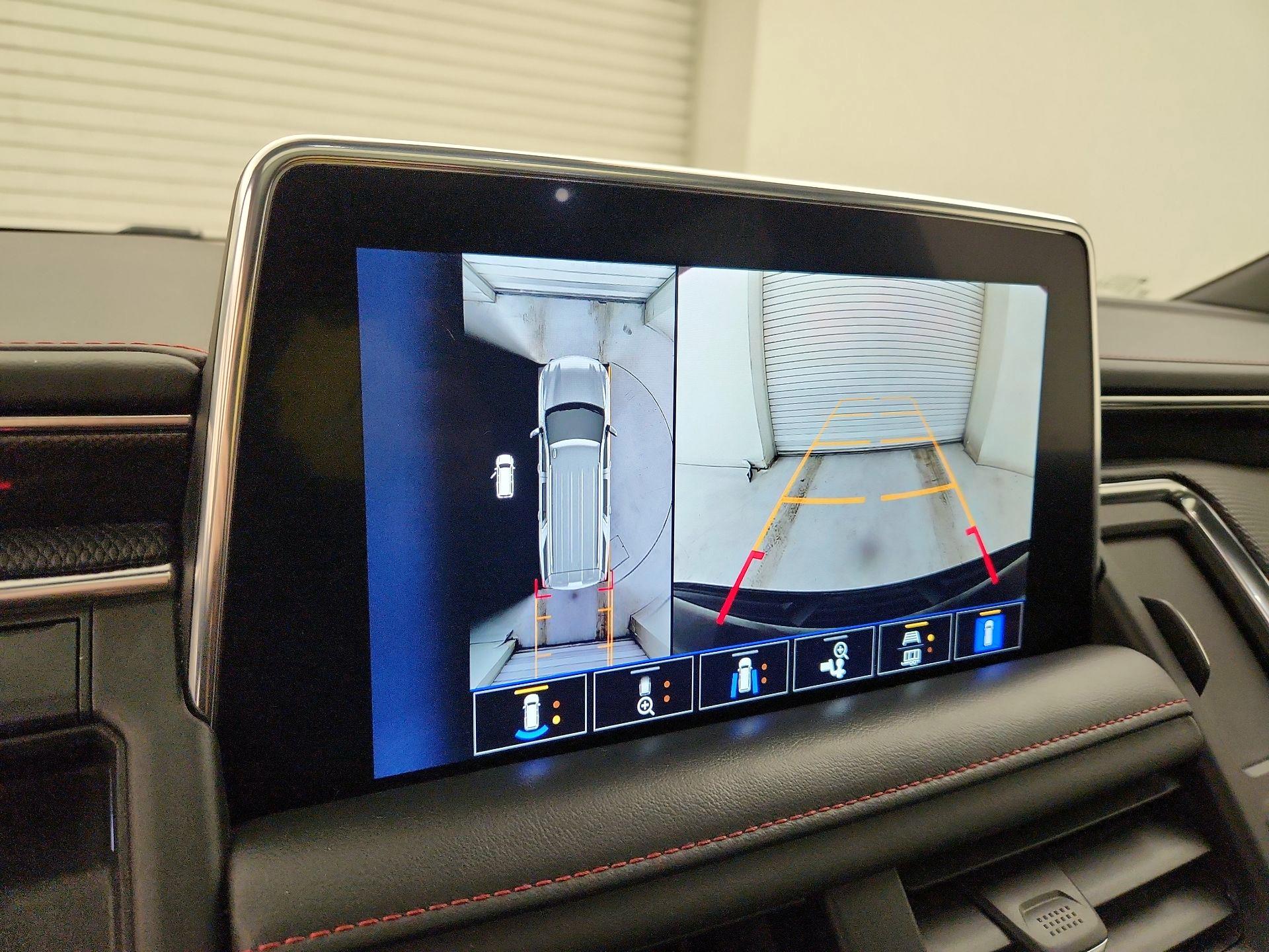 Thumbnail: 2022 Chevrolet Tahoe - 14