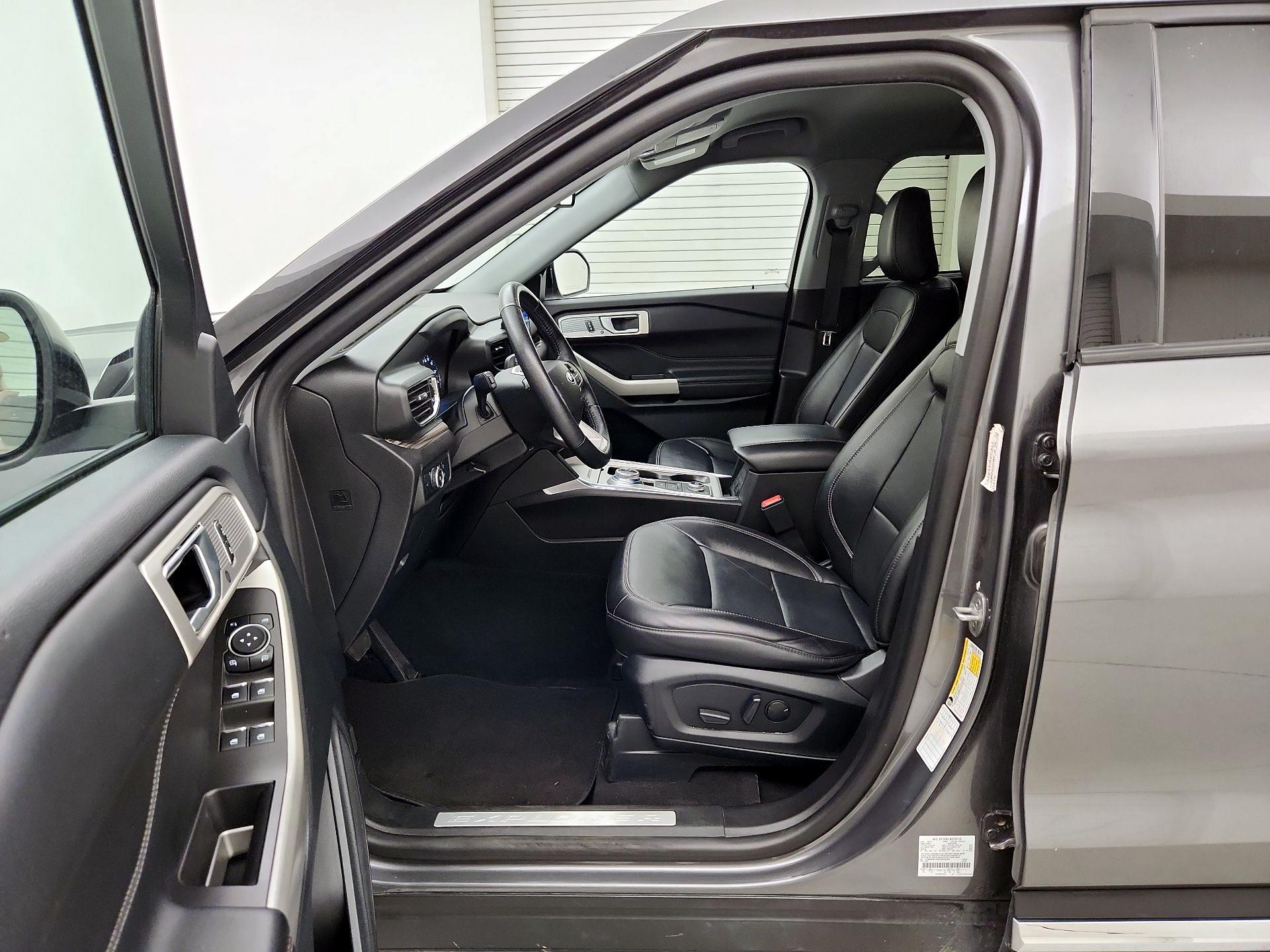 Thumbnail: 2023 Ford Explorer - 11