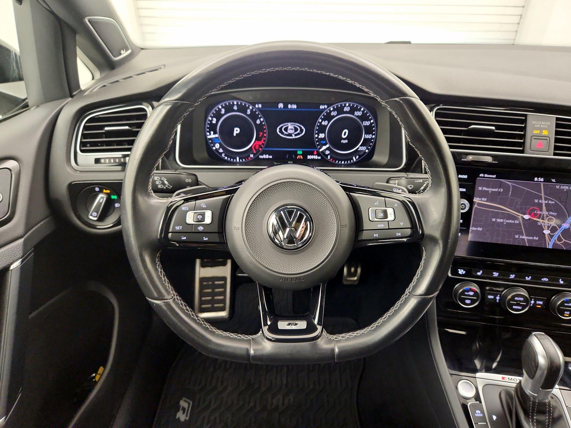 Thumbnail: 2019 Volkswagen Golf - 10