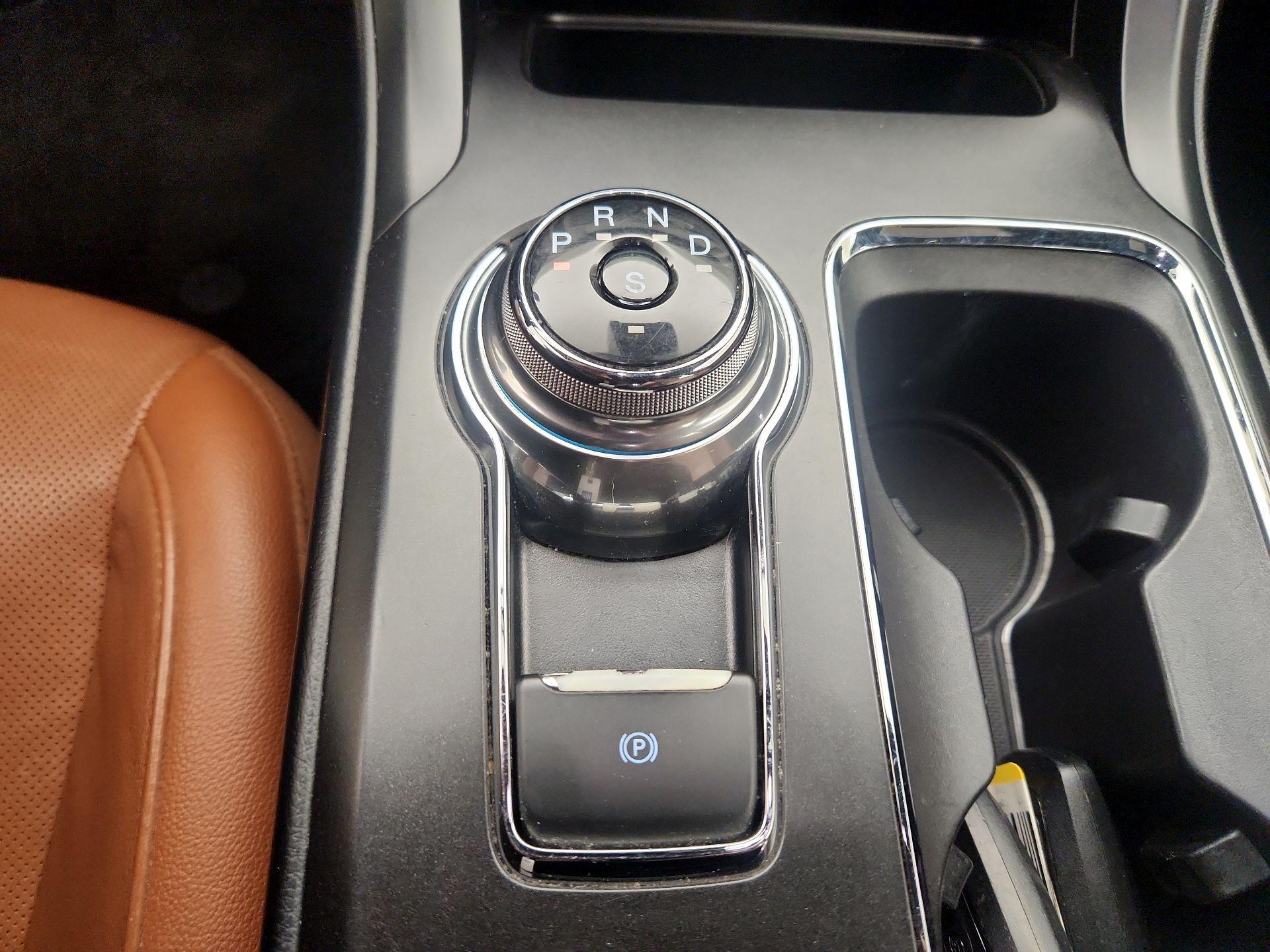 Thumbnail: 2019 Ford Fusion - 18