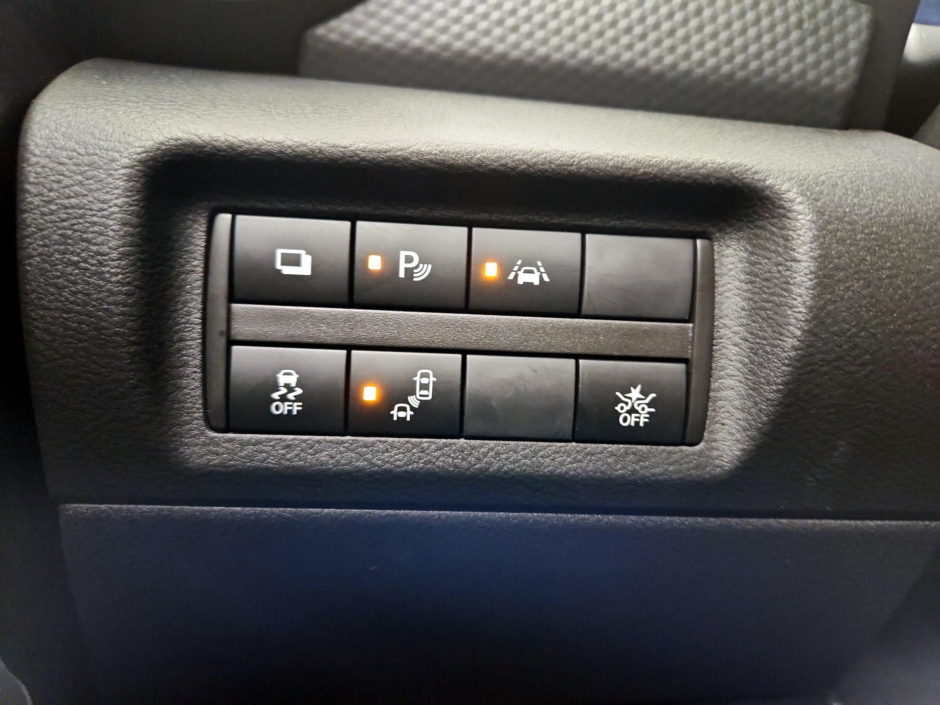 Thumbnail: 2021 Nissan Kicks - 13