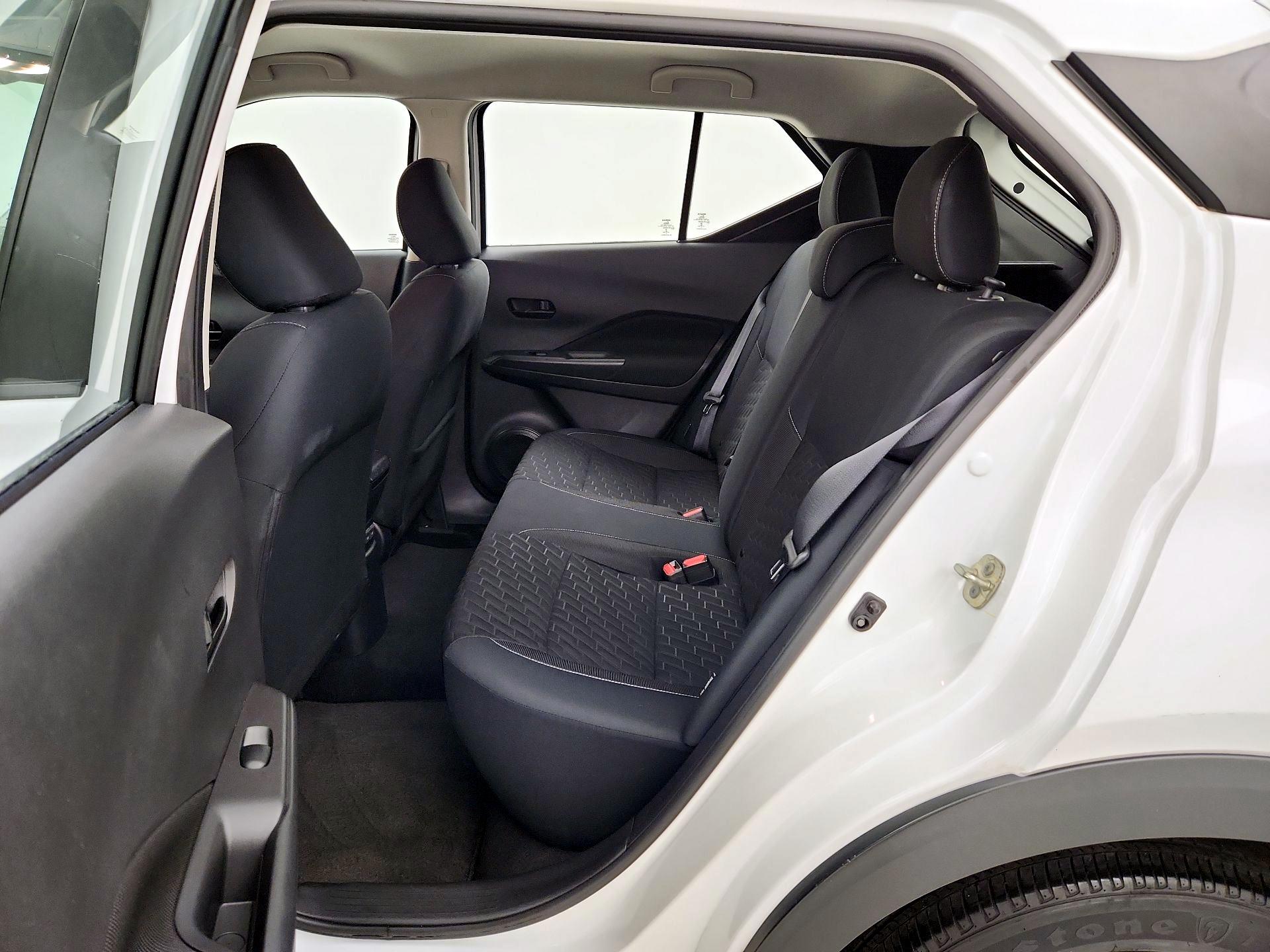 Thumbnail: 2021 Nissan Kicks - 19