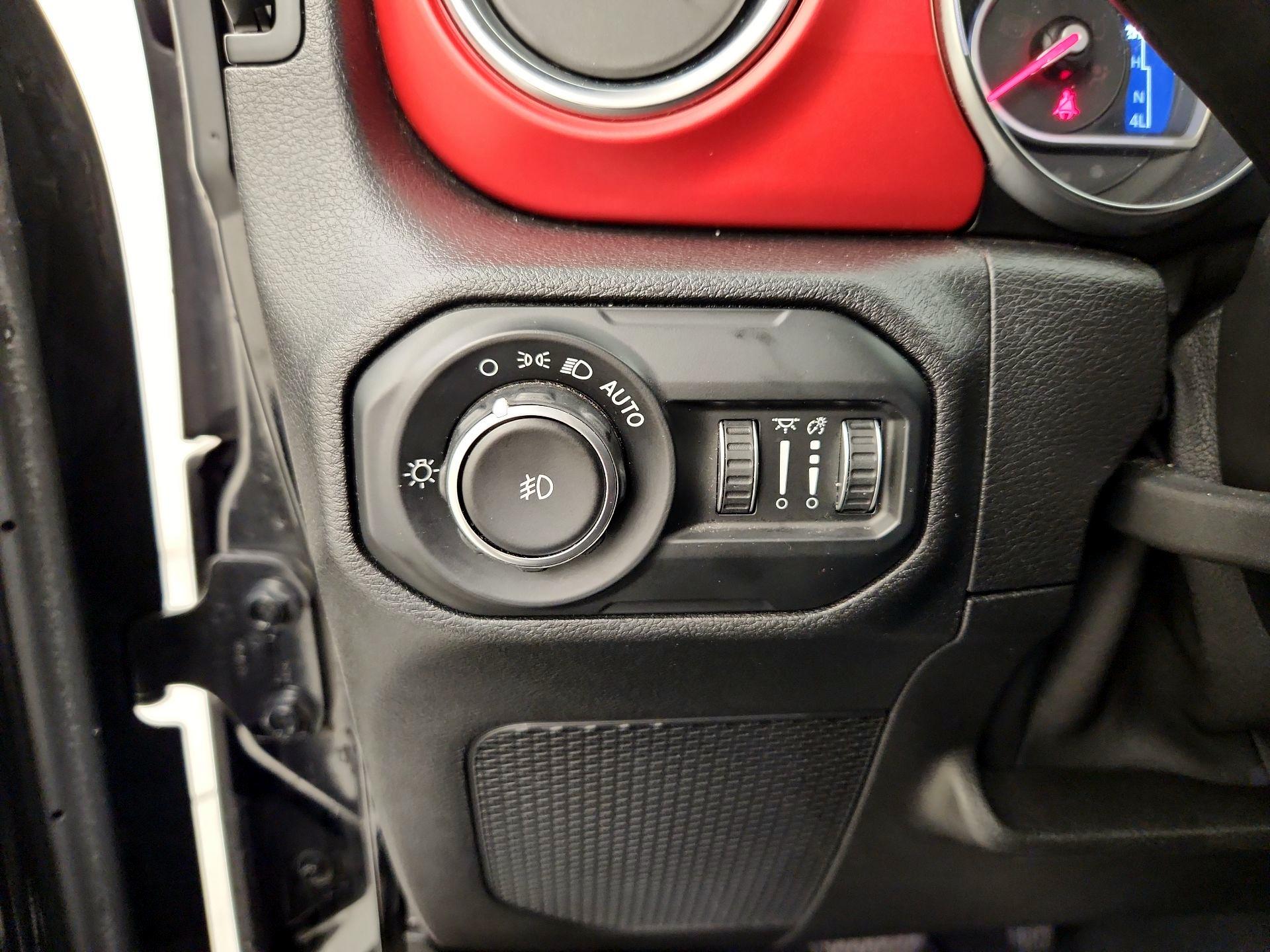 Thumbnail: 2021 Jeep Wrangler - 13