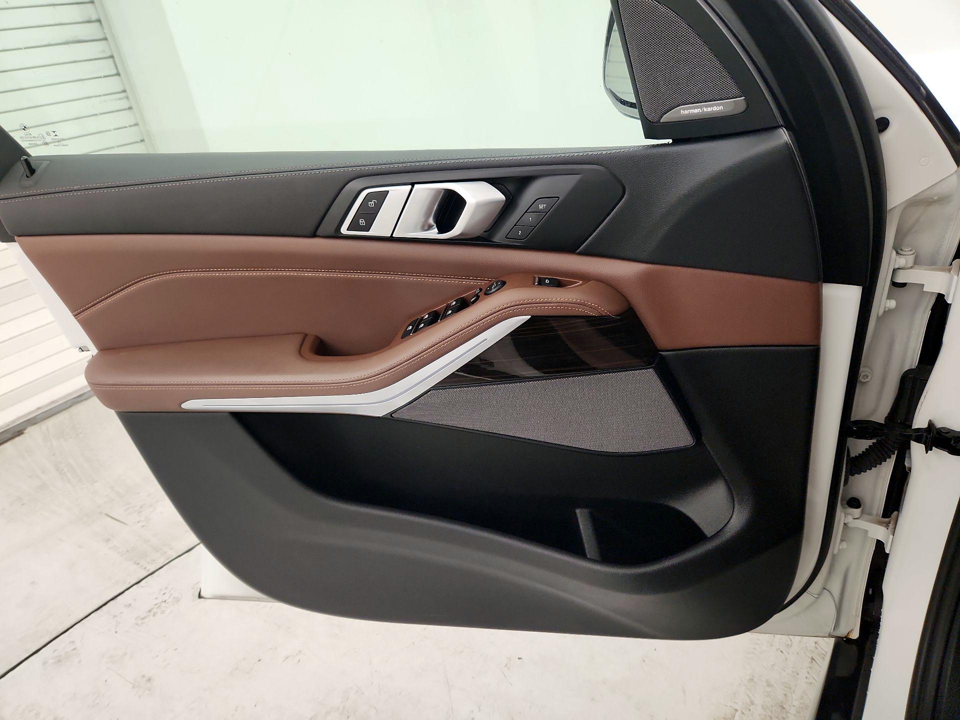 Thumbnail: 2020 BMW X5 - 12