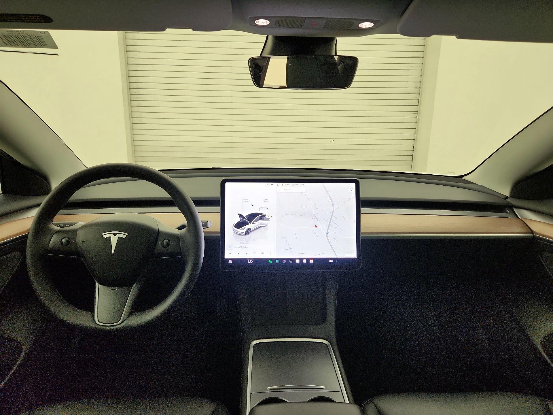 Thumbnail: 2023 Tesla Model 3 - 9