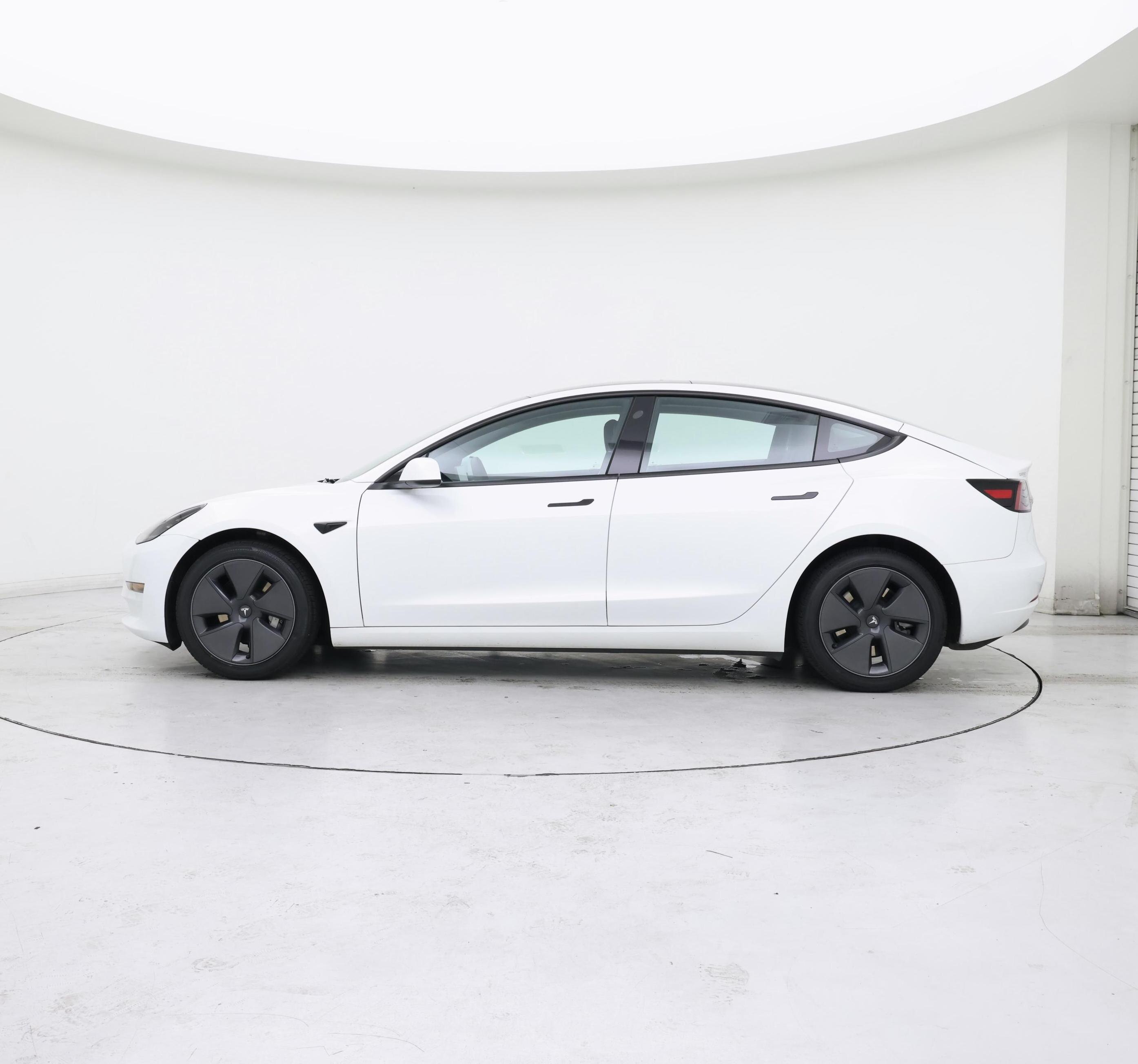 Thumbnail: 2023 Tesla Model 3 - 3