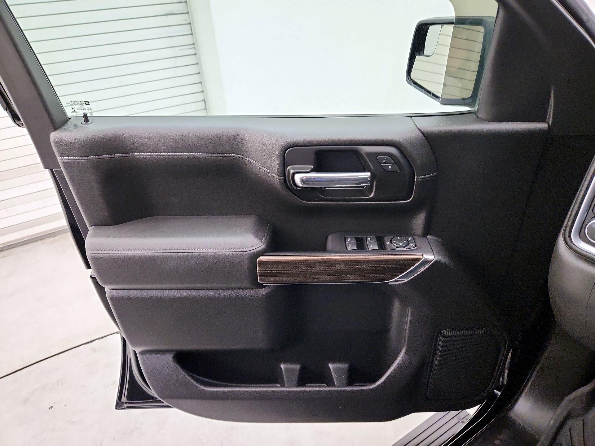 Thumbnail: 2021 Chevrolet Silverado 1500 - 12