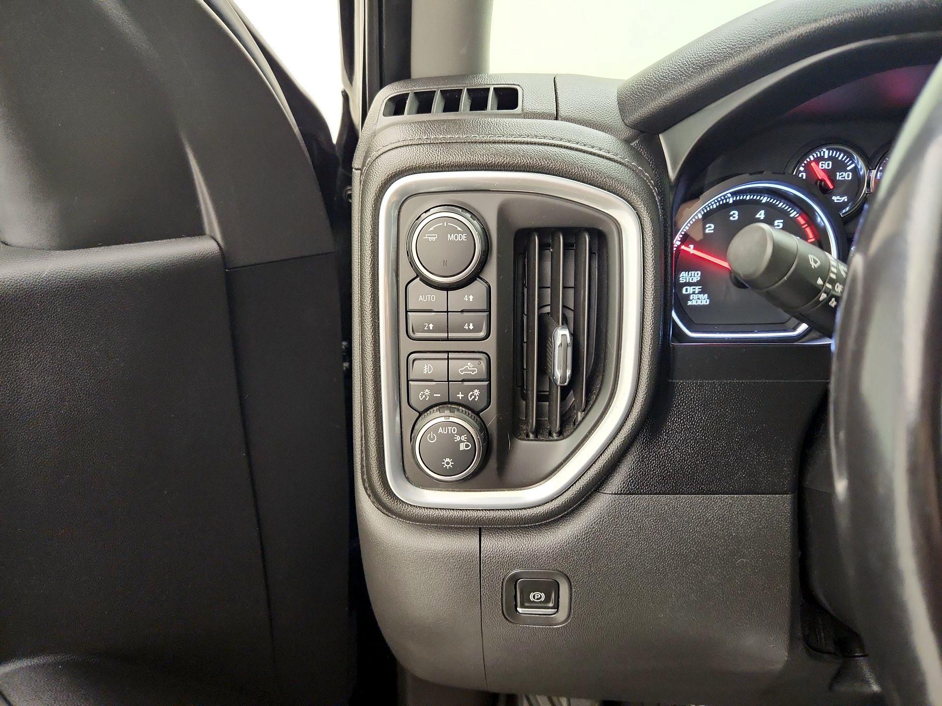 Thumbnail: 2021 Chevrolet Silverado 1500 - 13